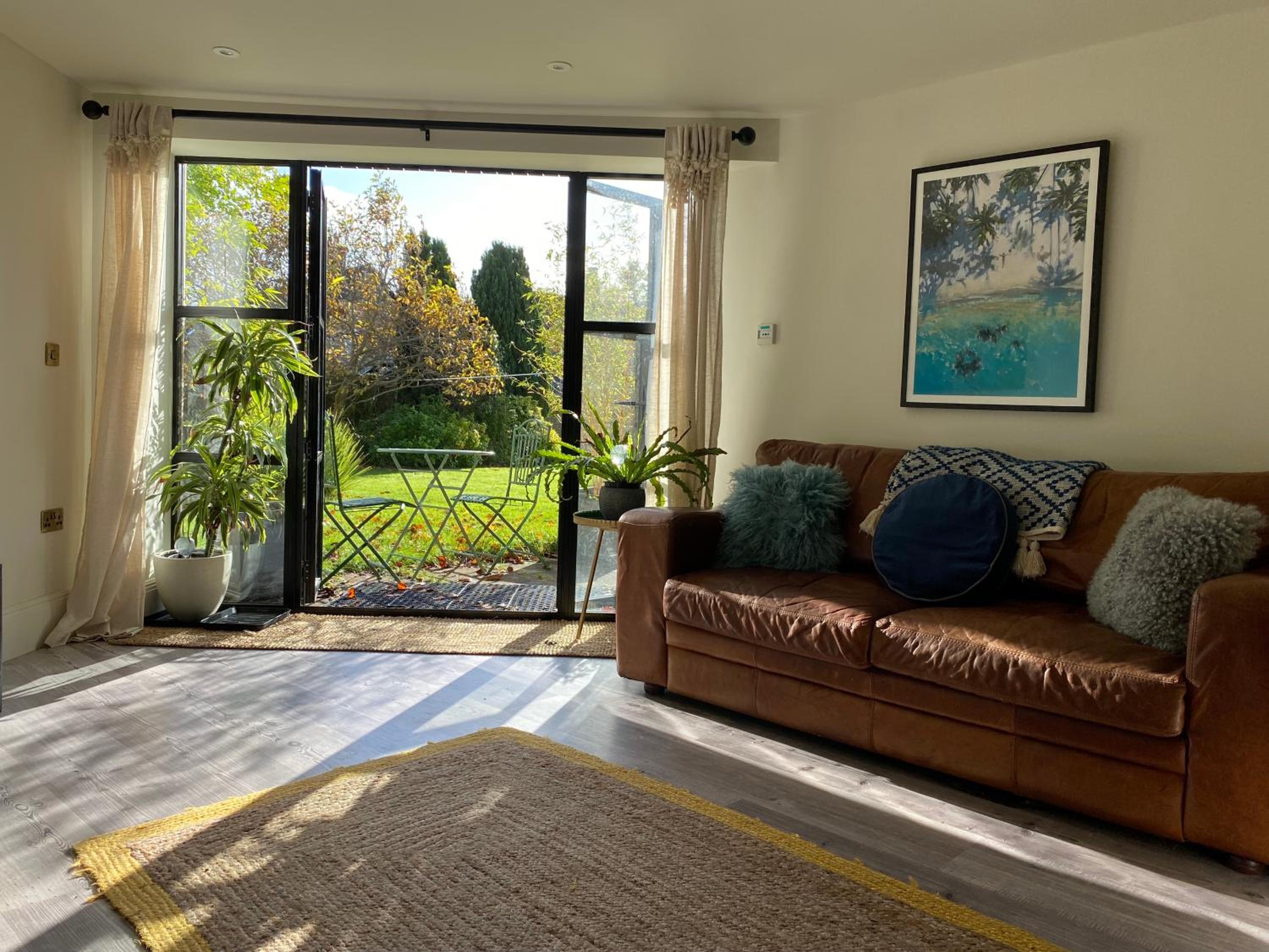 Apartment with Garden View - Photo 6