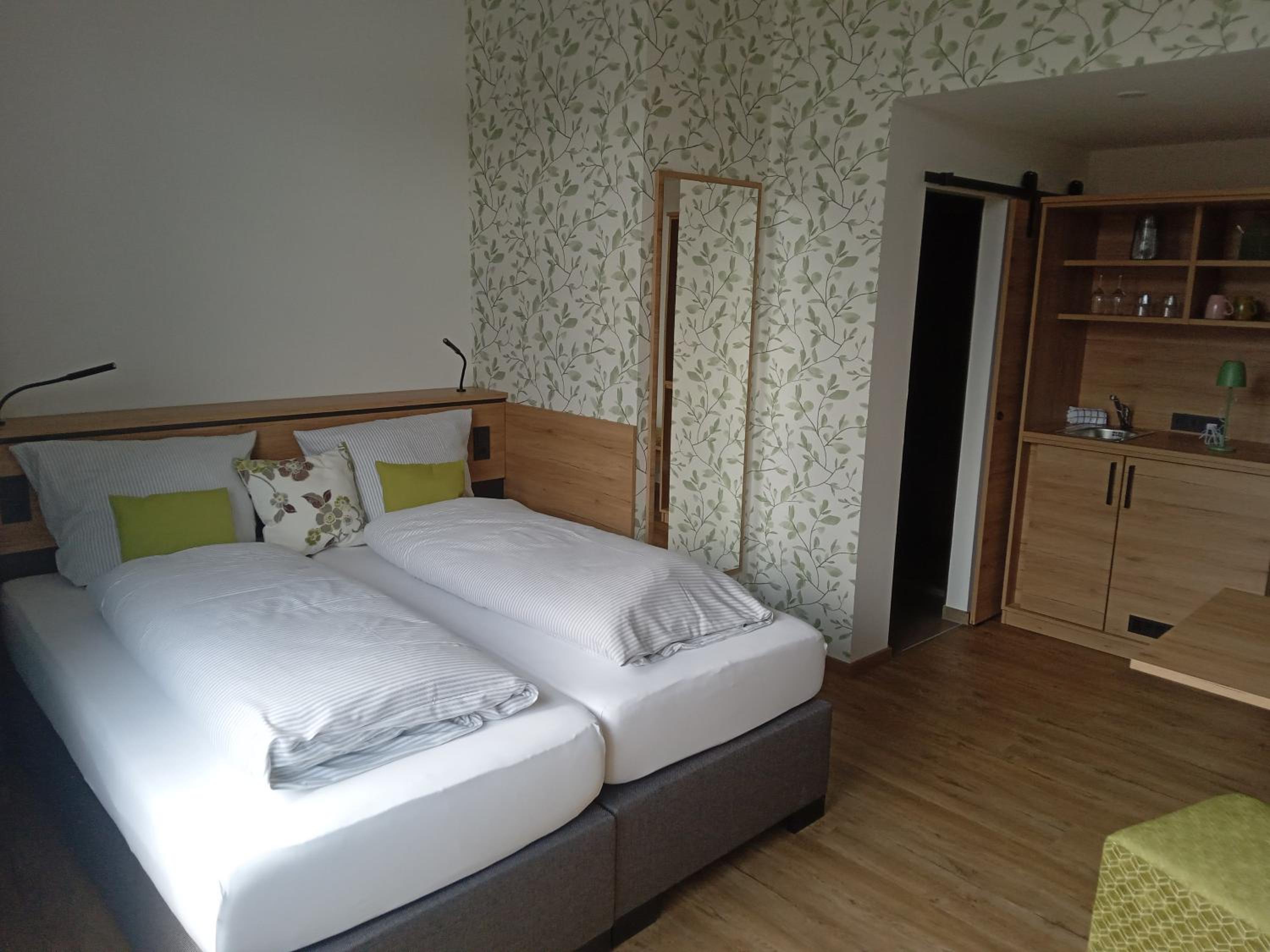 Apartment - Split Level - Photo 6