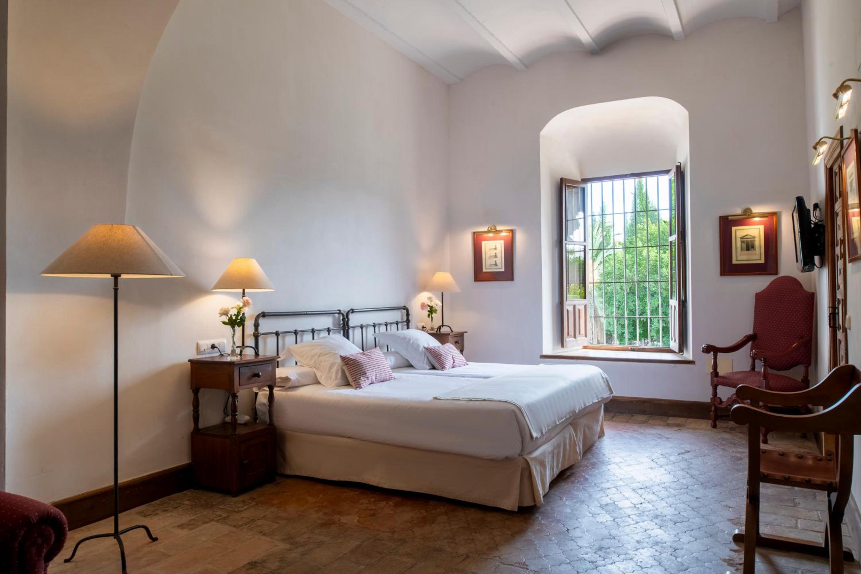 Superior Double Room - Photo 1