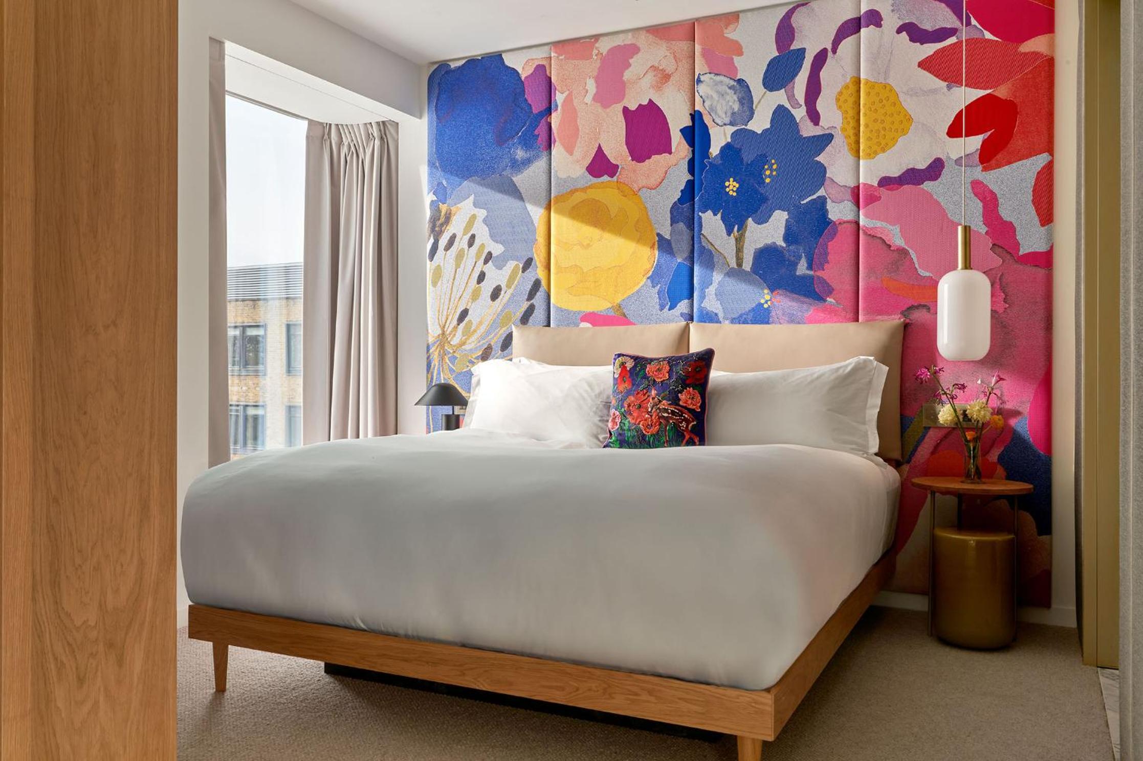 Mayfair Suite