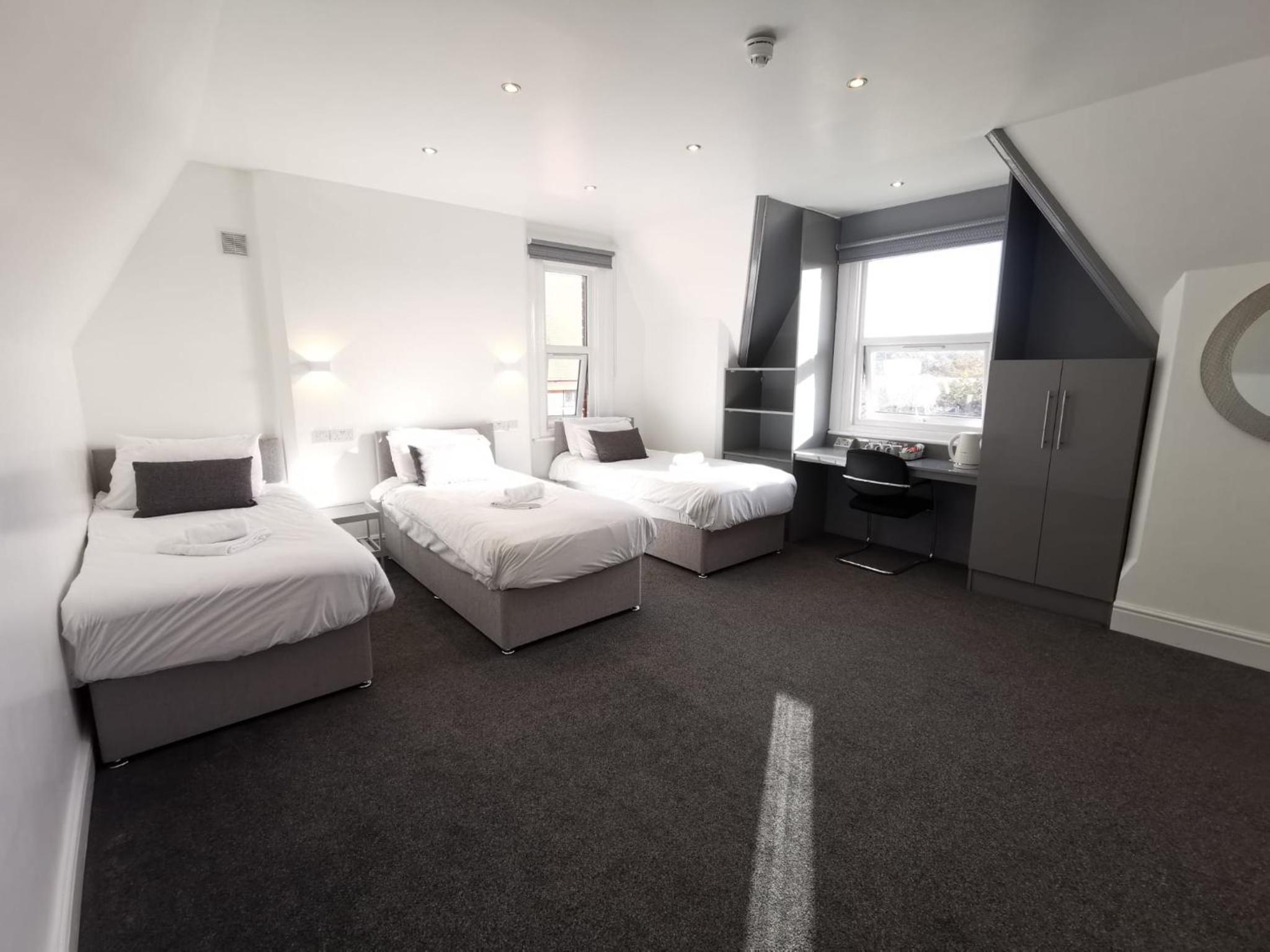 Superior Triple Room - Photo 1
