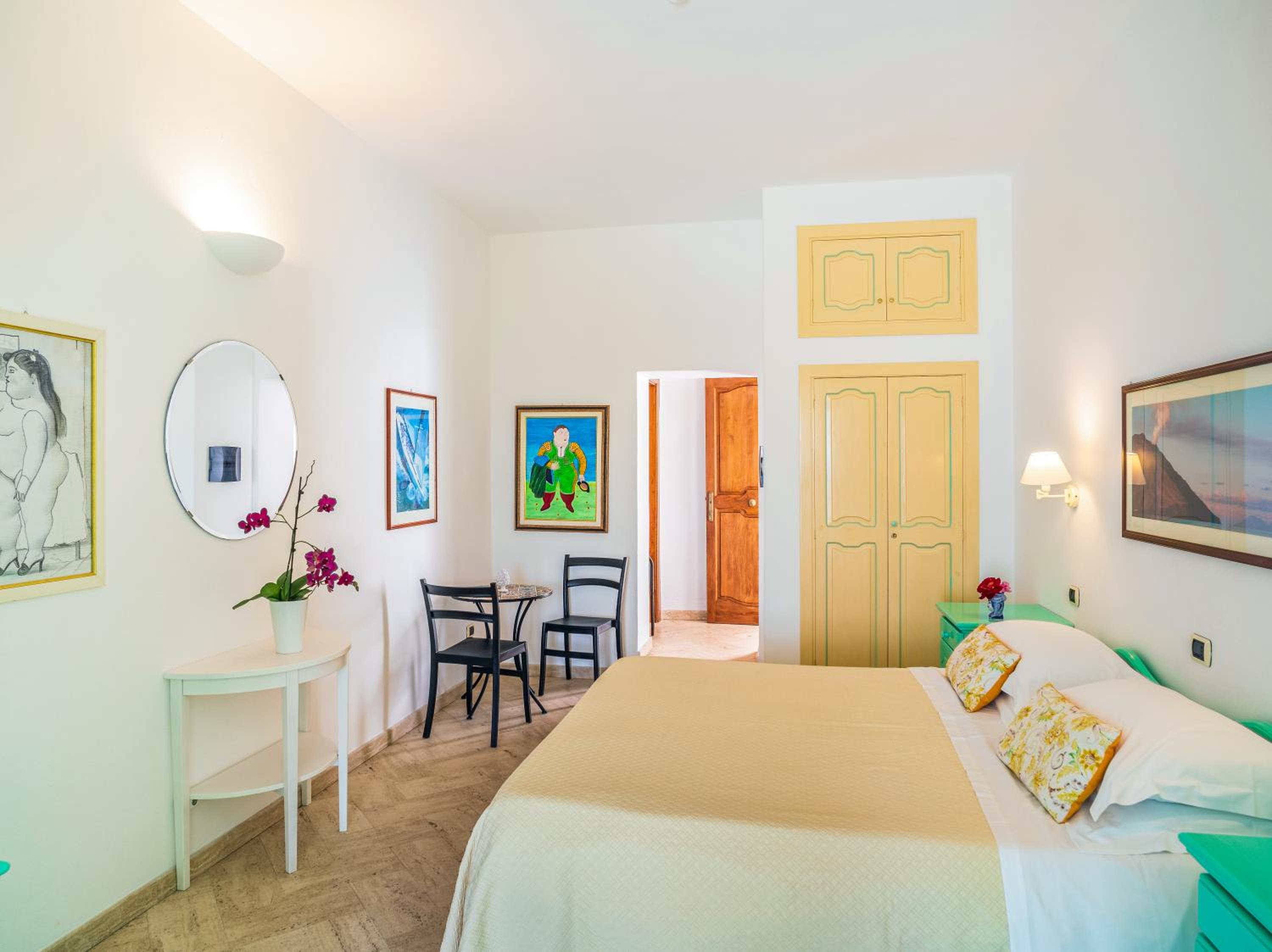 Superior Quadruple Room with Sea View
