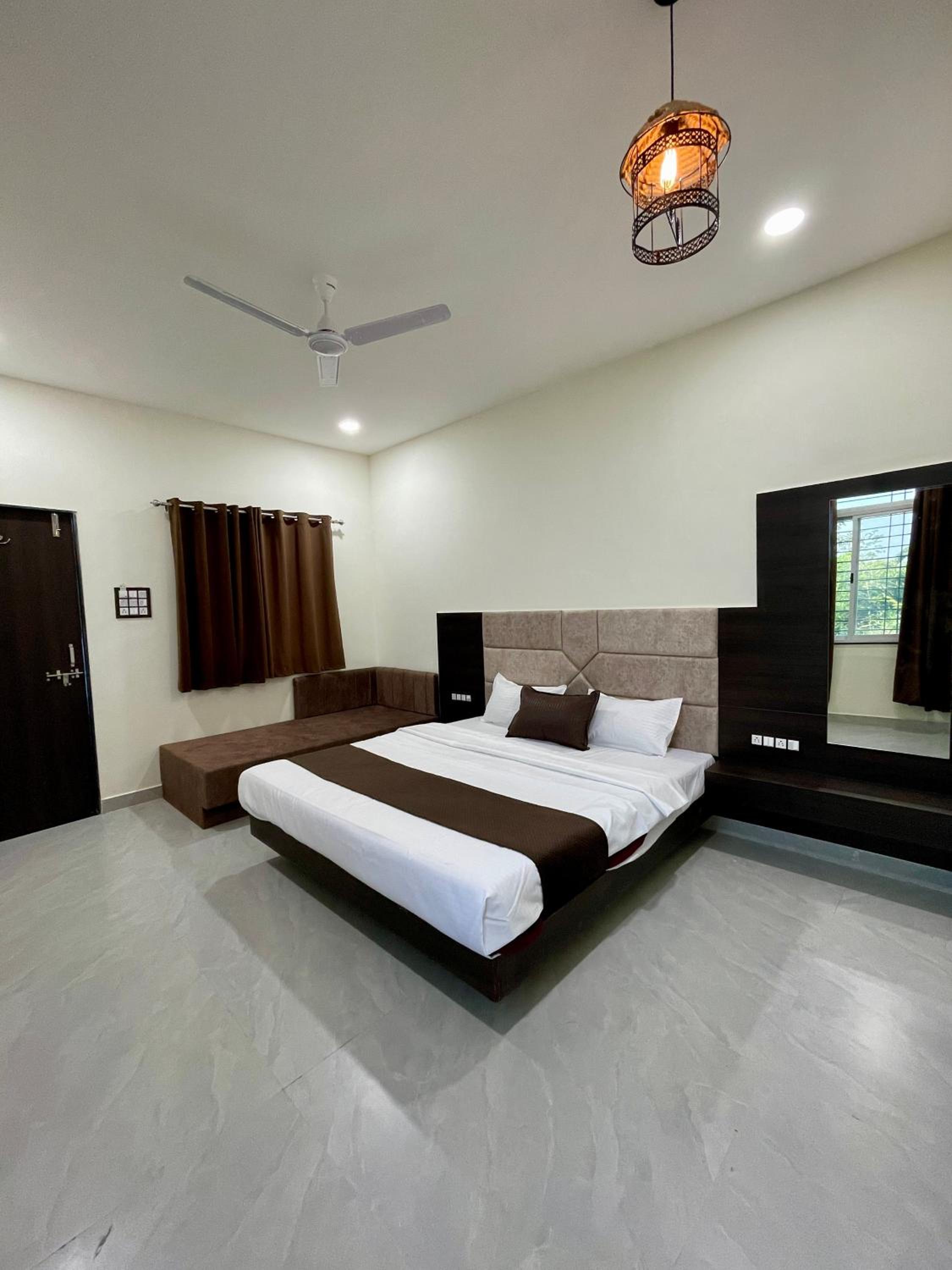 King Room