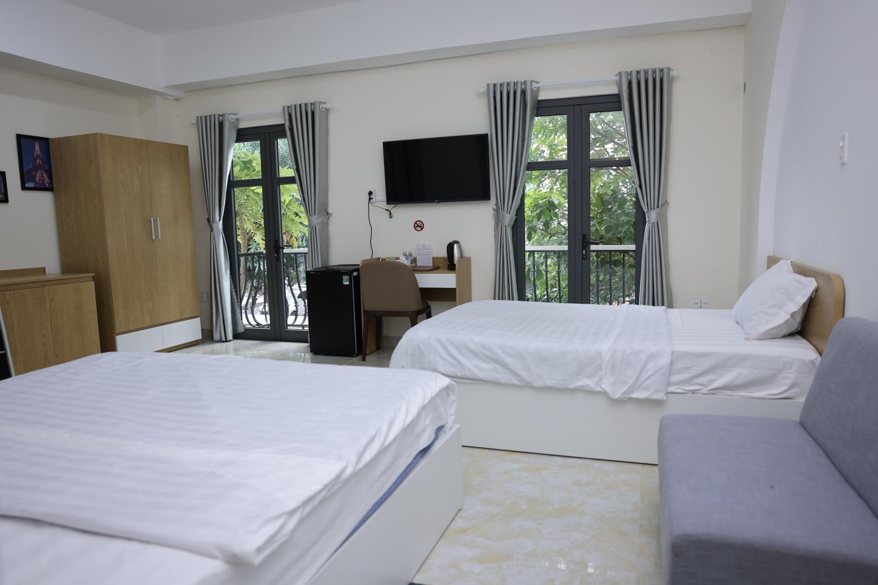 Deluxe Triple Room