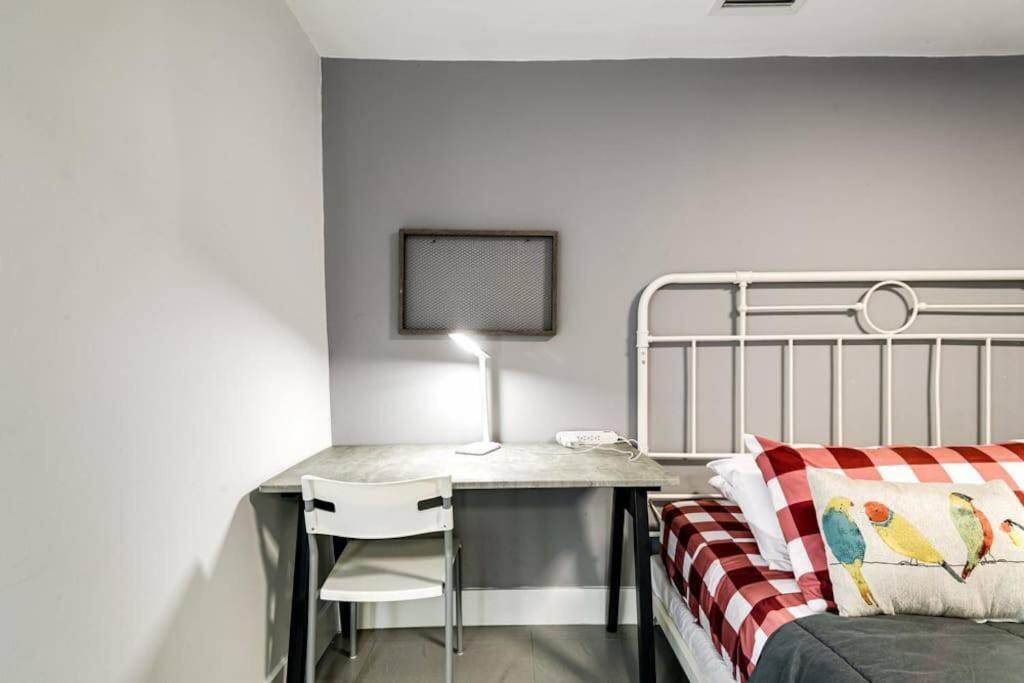 Two-Bedroom Apartment photo 2