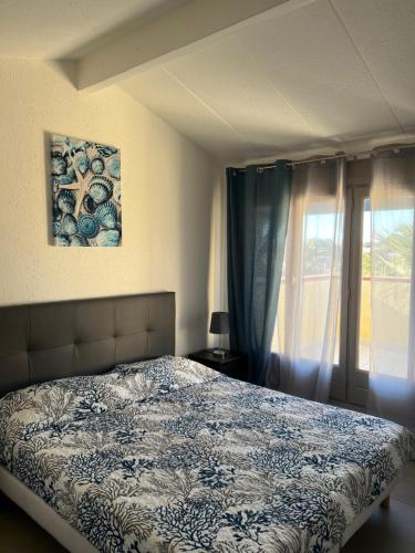 Two-Bedroom Apartment - Photo 18