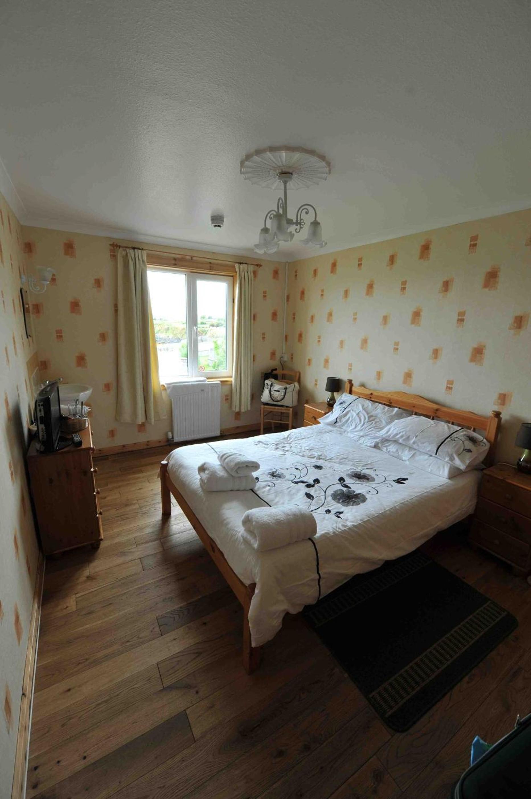 Double Room with Sea View - Shared Bathroom photo 1
