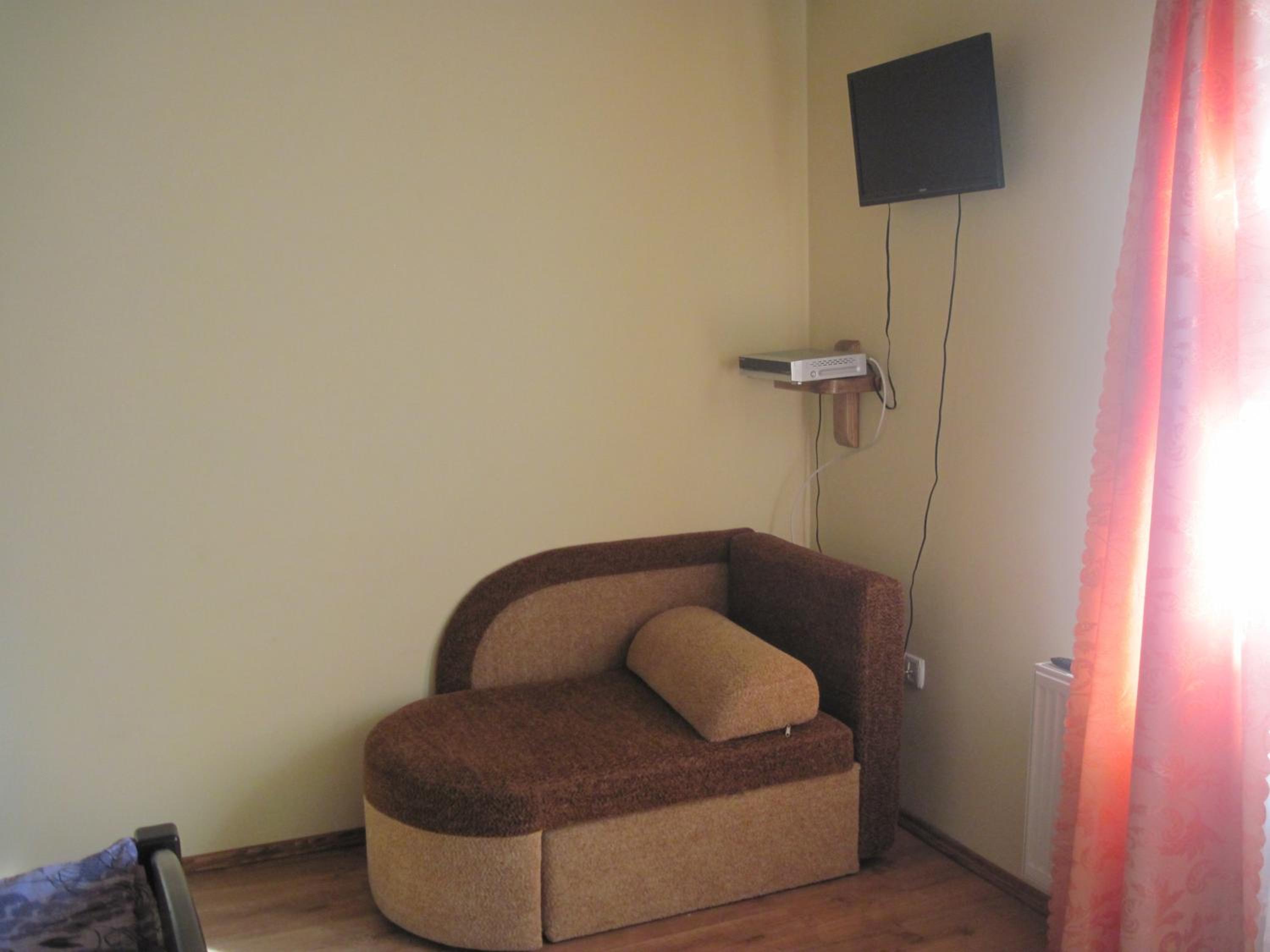 Double Room with Balcony (3 Adults) photo 3