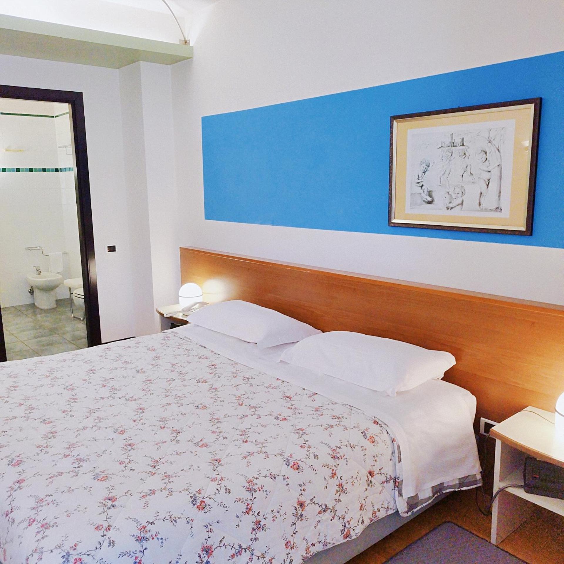 Classic Double Room photo 3