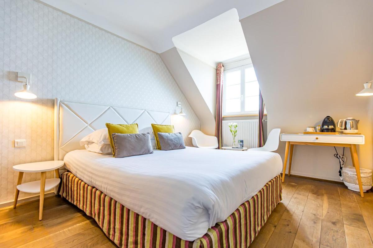 Superior Double Room with Sea View photo 2