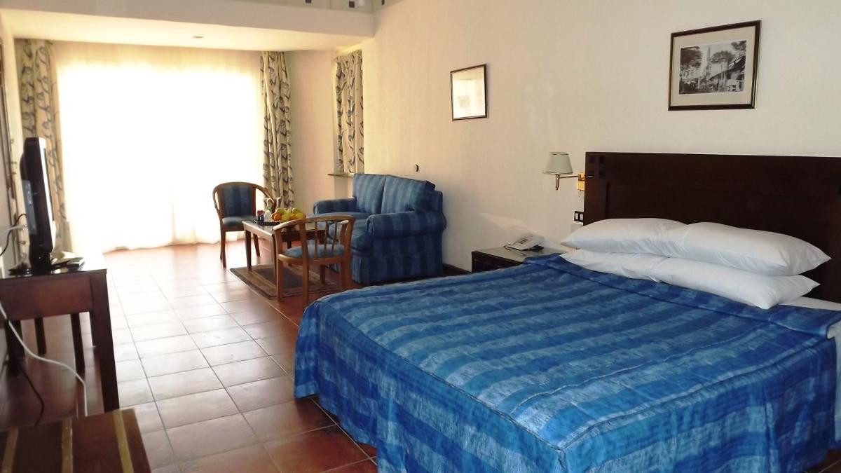 Standard Double Room with Sea Side View photo 1