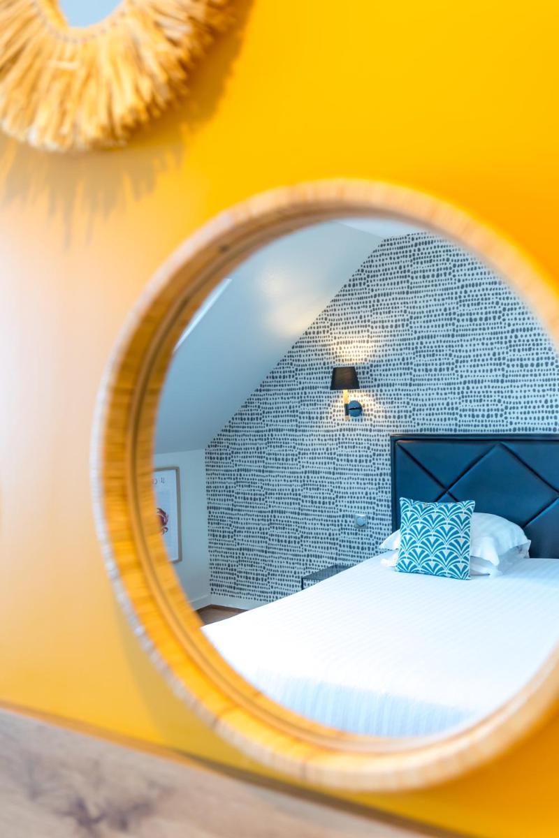 Deluxe Double Room with Sea View photo 2