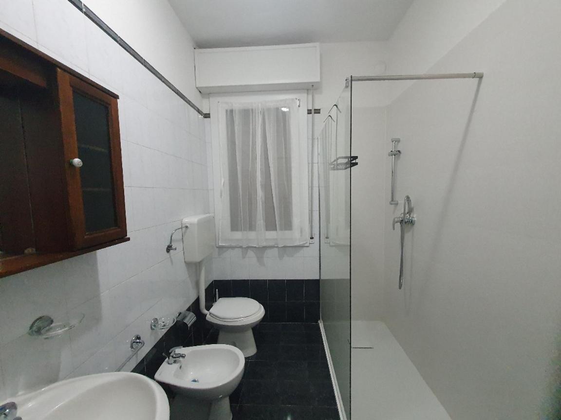 Triple Room with Private Bathroom photo 2