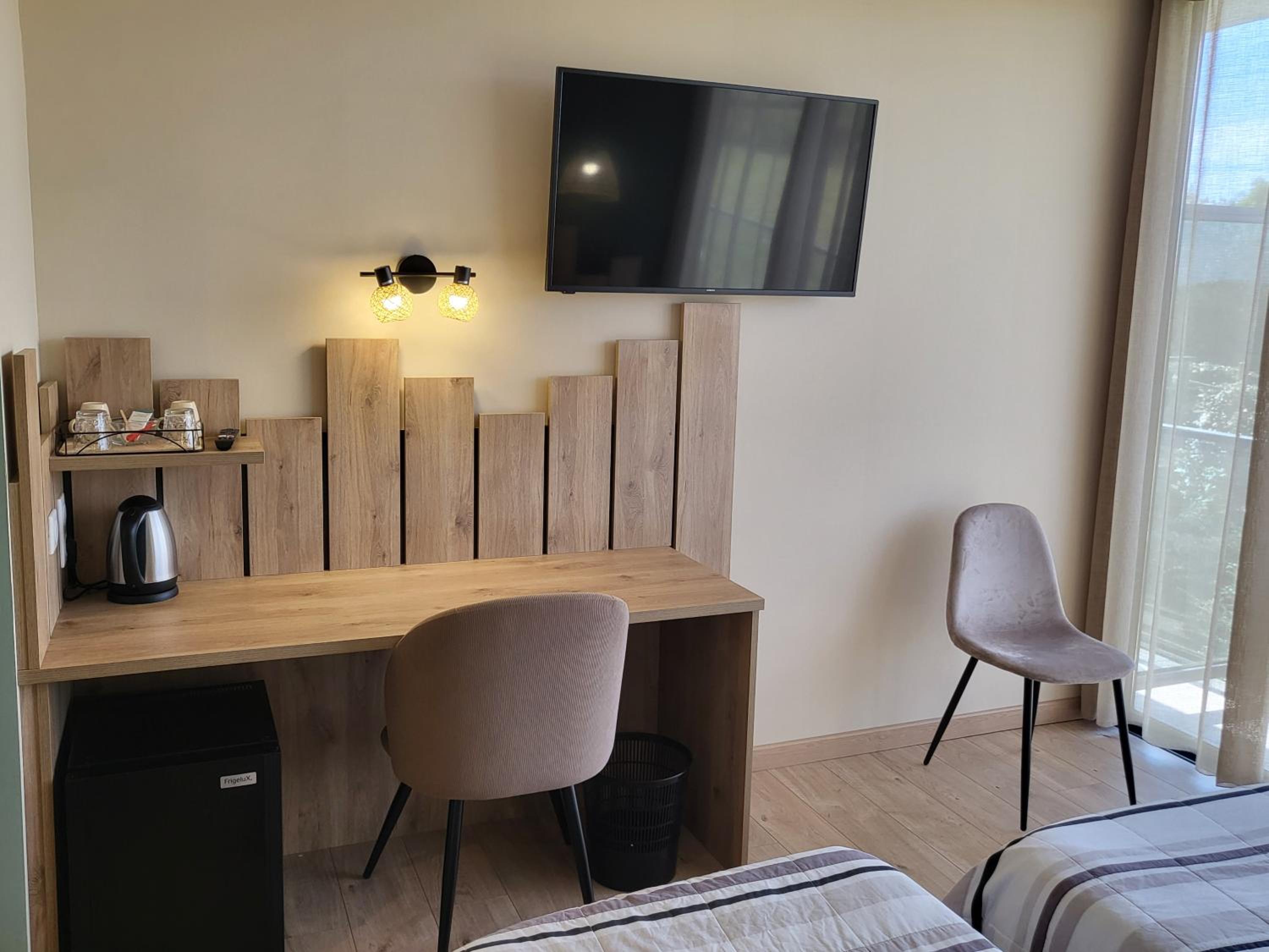 Twin Room - Photo 1