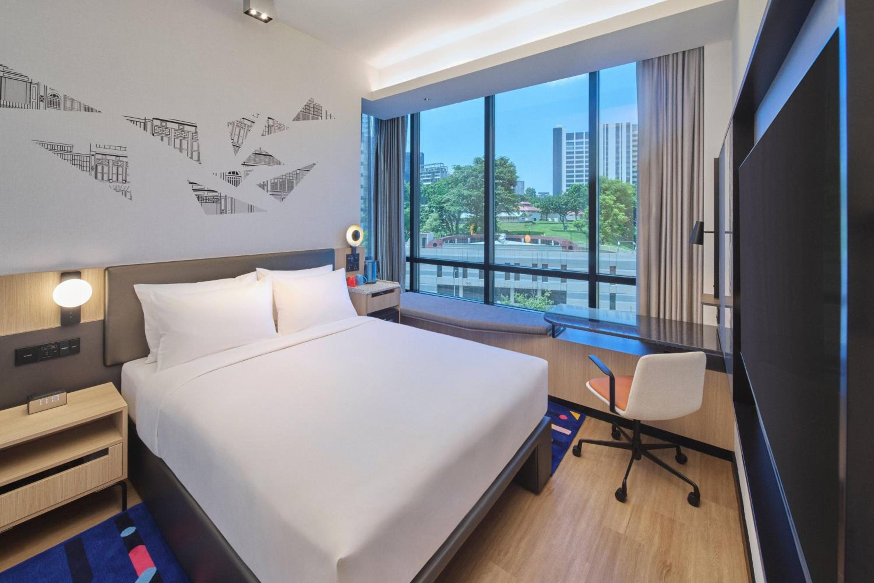 Breezy, Guest room, 1 Queen, East Wing thumbnail 5