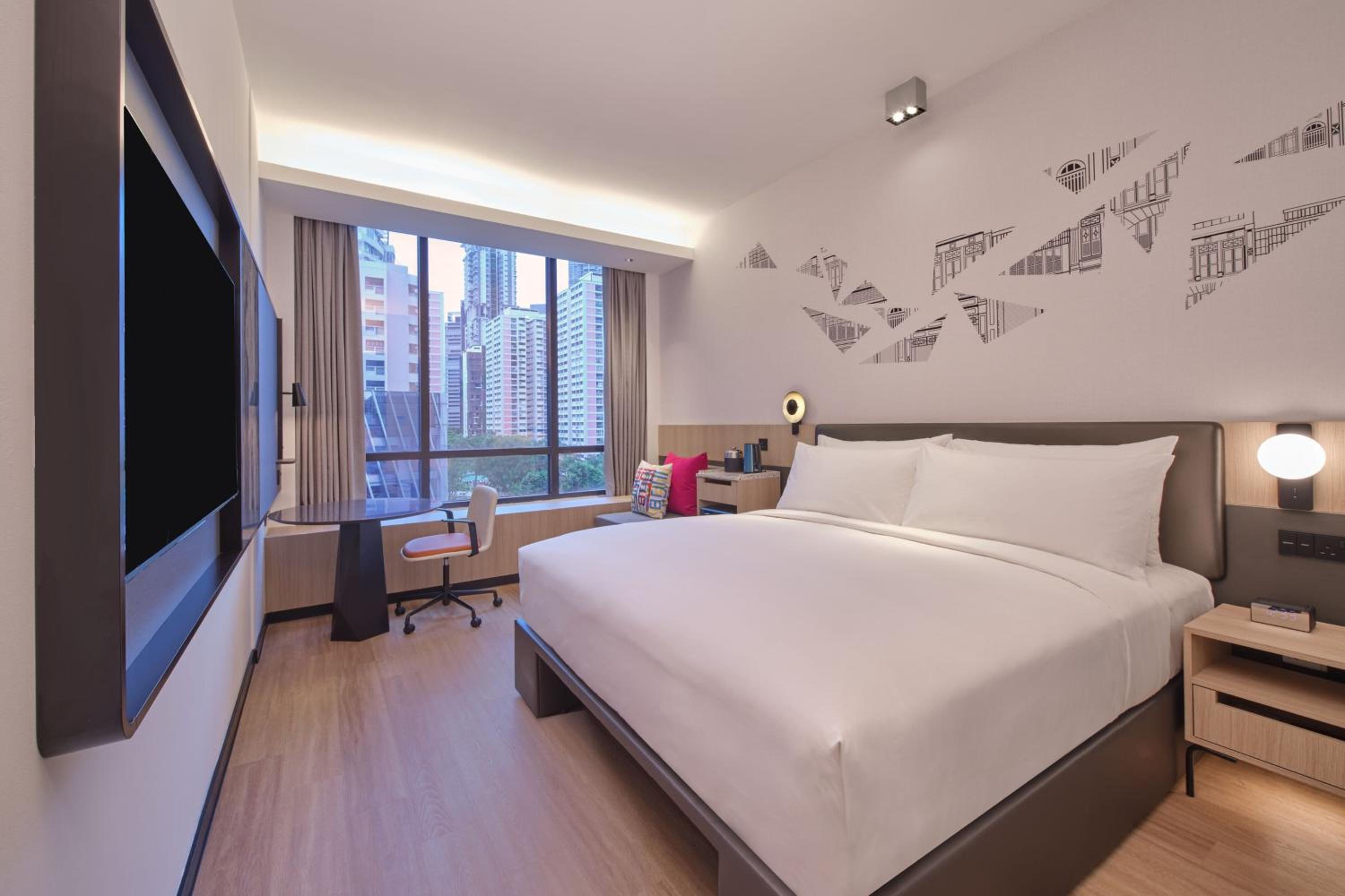 Urban, Guest room, 1 King, West Wing
