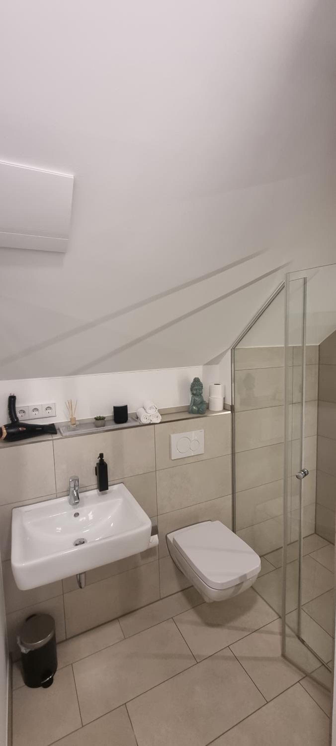 Single Room with Balcony photo 3