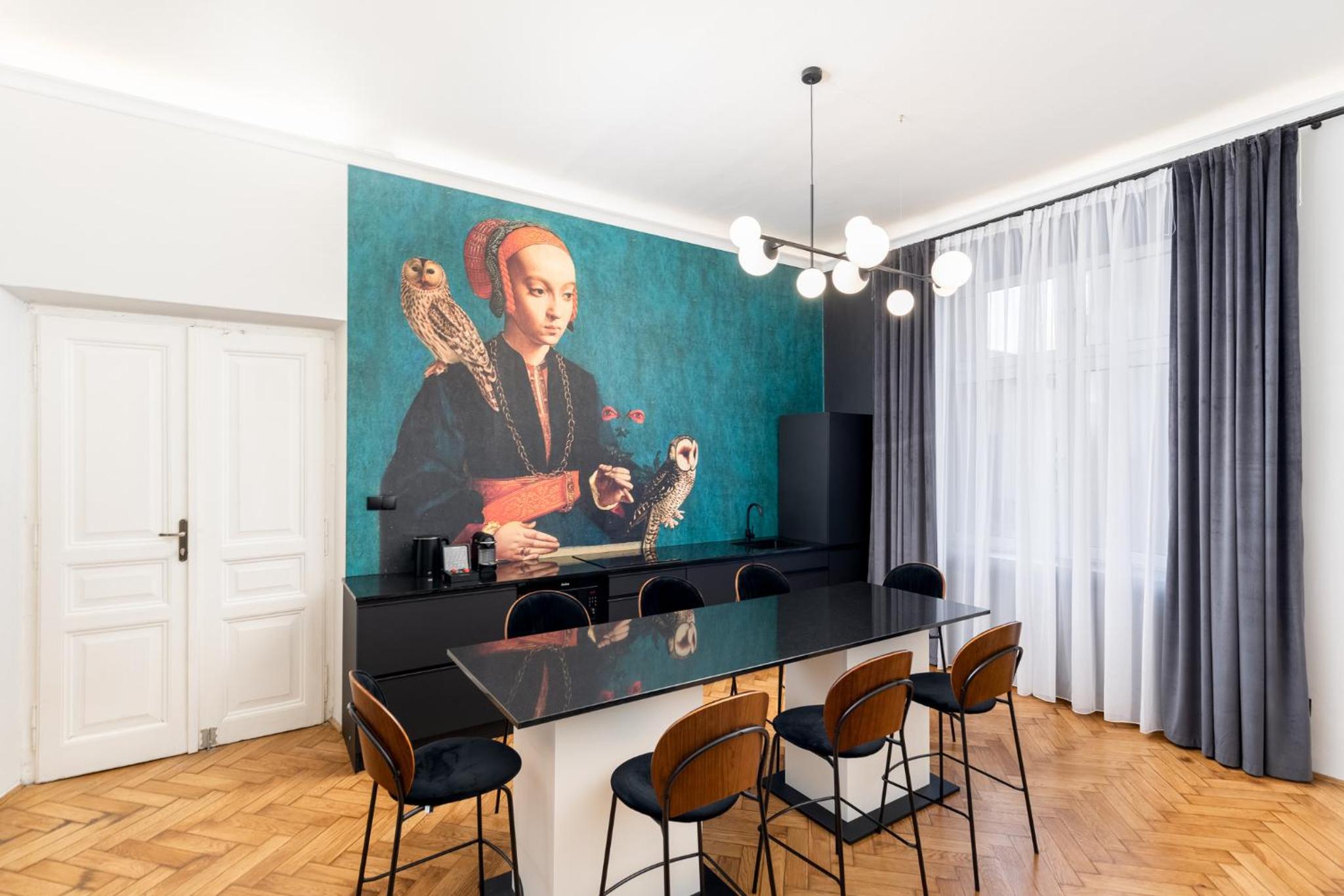 Deluxe Three-Room Suite with Old Town View – 90m2