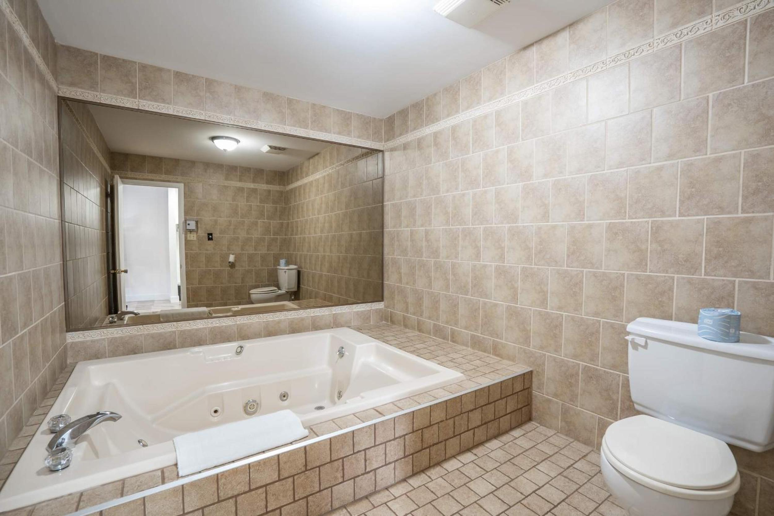 King Suite photo 2