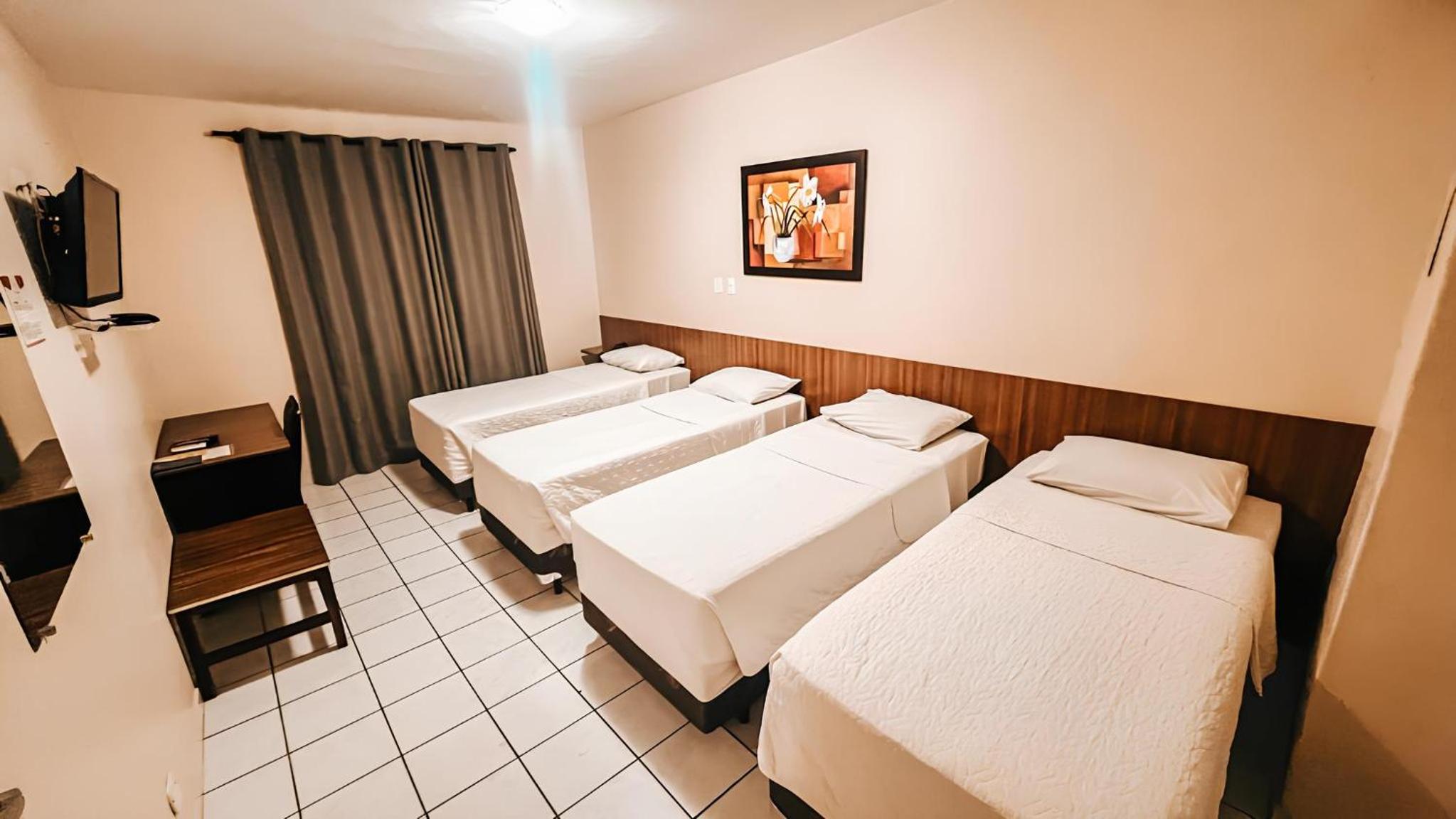 Executive Quadruple Room- 4 Single beds