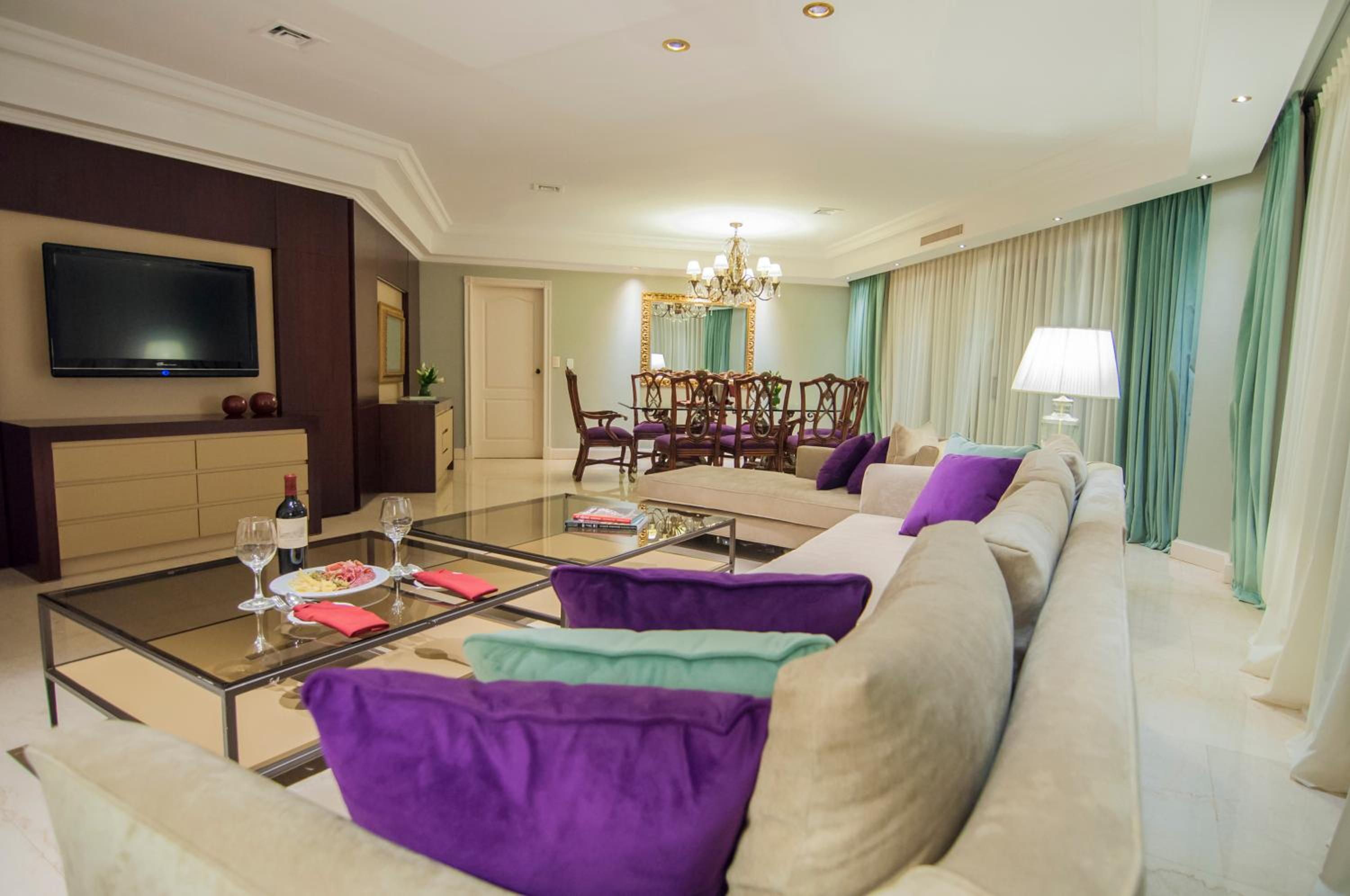 Two-Bedroom Suite photo 2