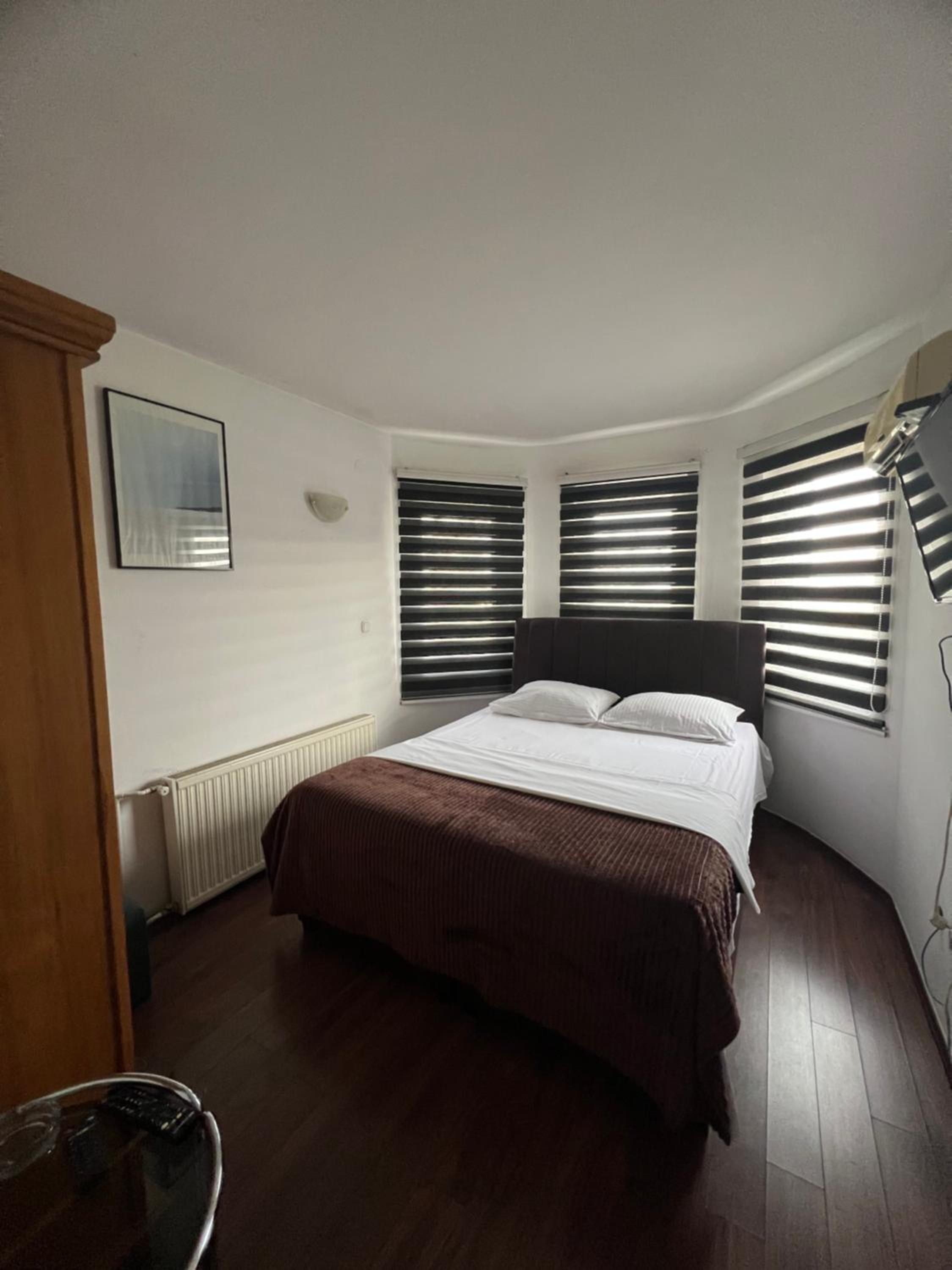 Deluxe Double or Twin Room photo 1