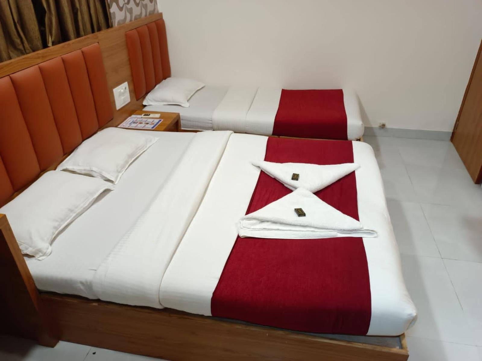 Deluxe Quadruple Room - Photo 8