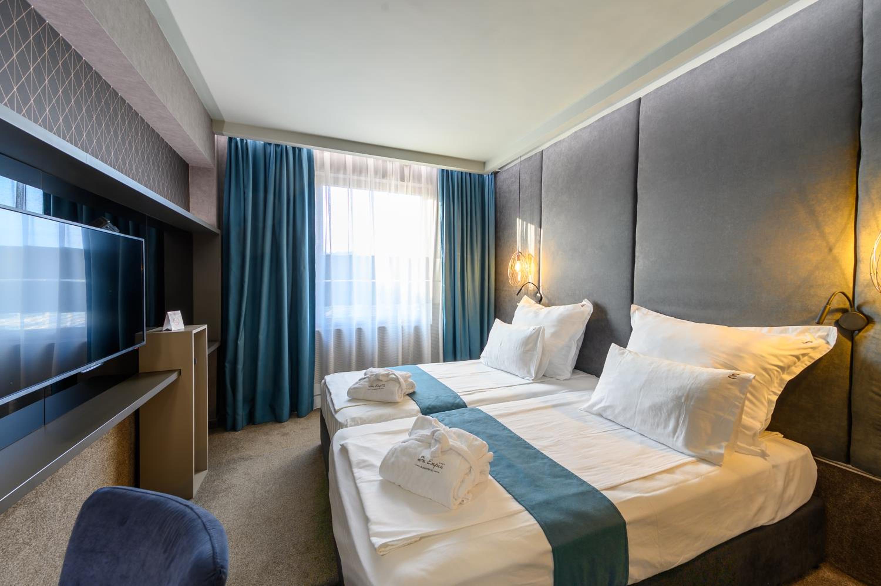 Deluxe Double Room with Garden View and Spa Package