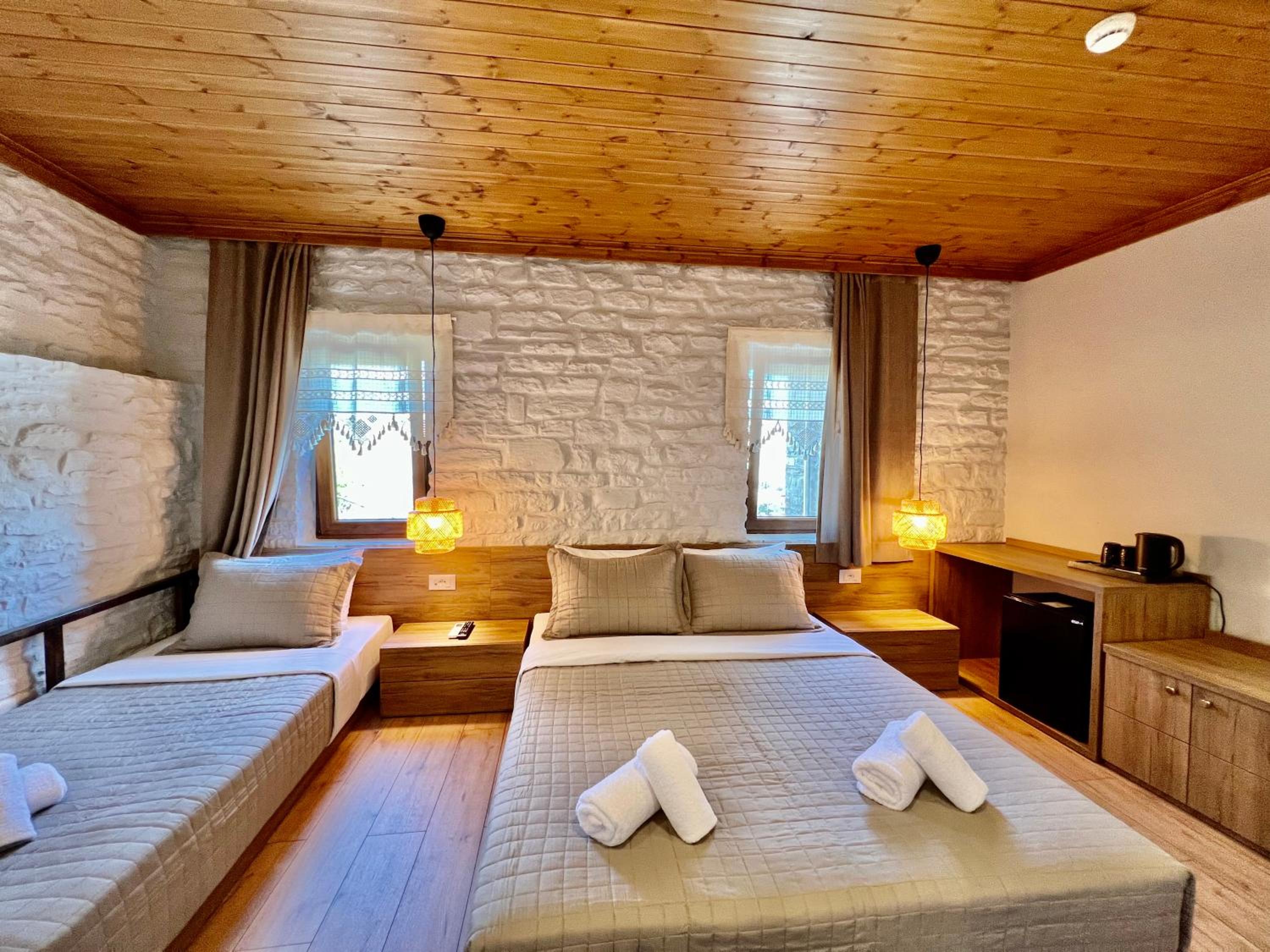 Deluxe Family Room