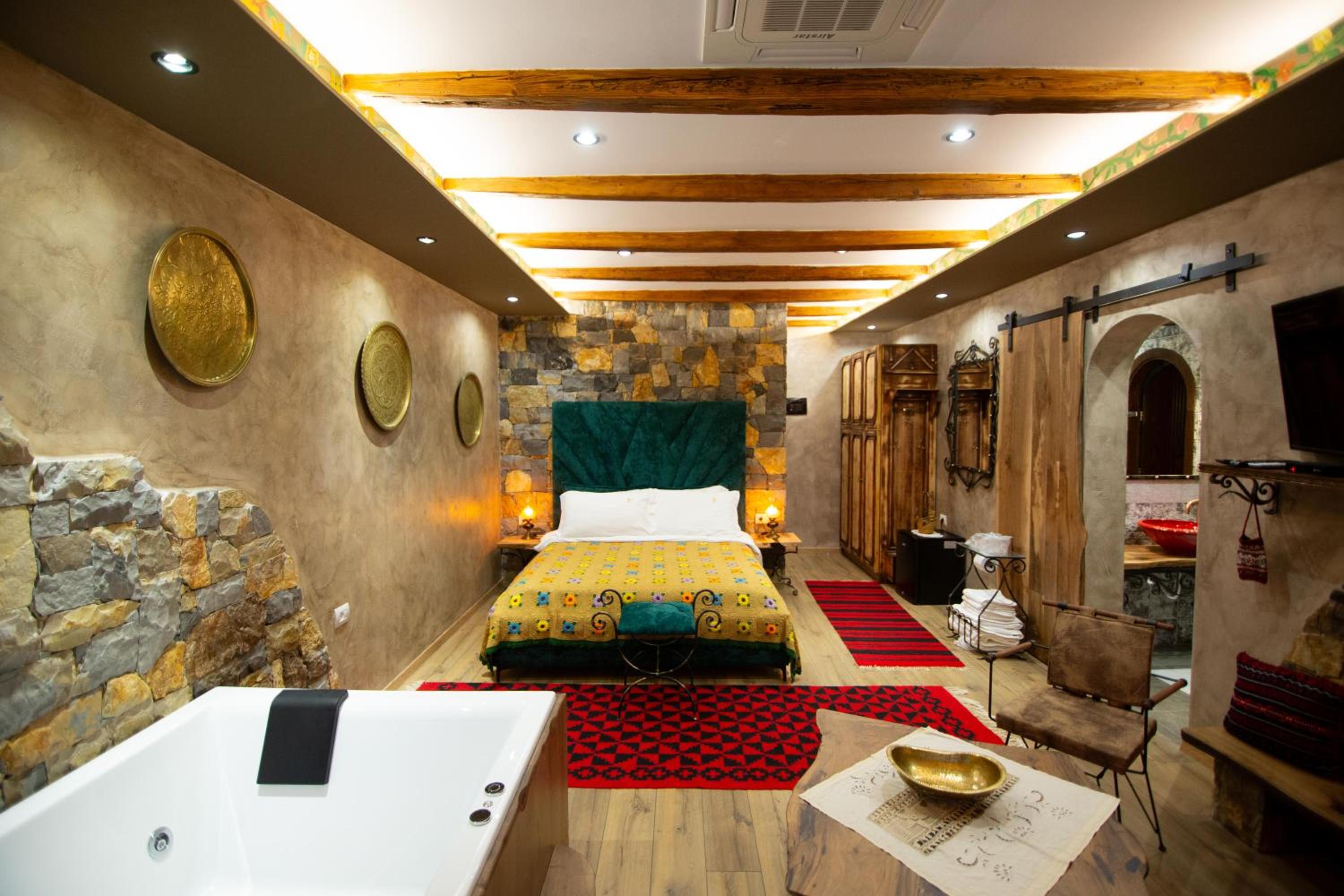 Executive Suite photo 2