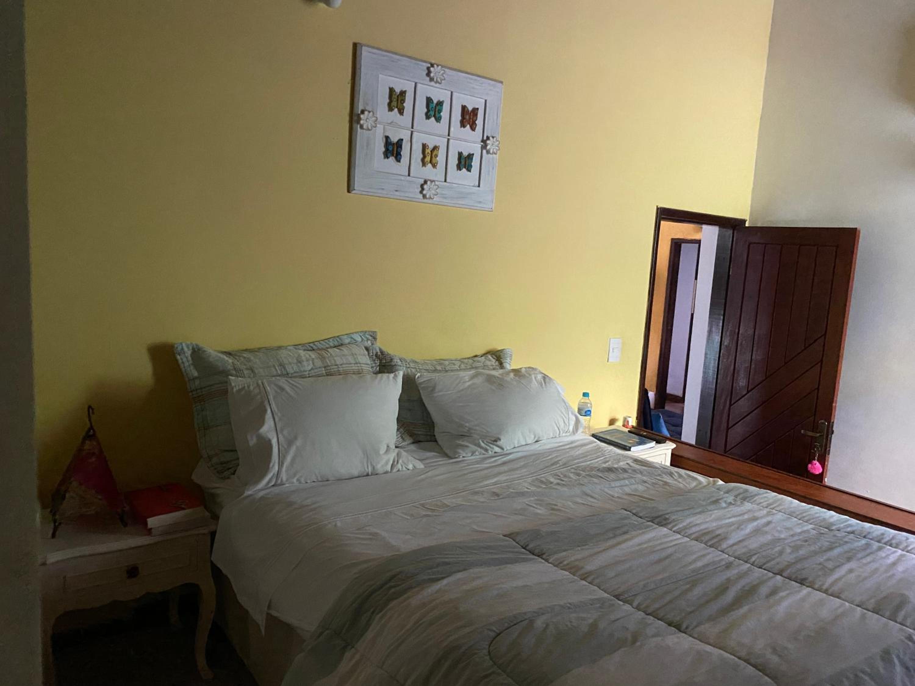 Deluxe Queen Suite - Photo 23