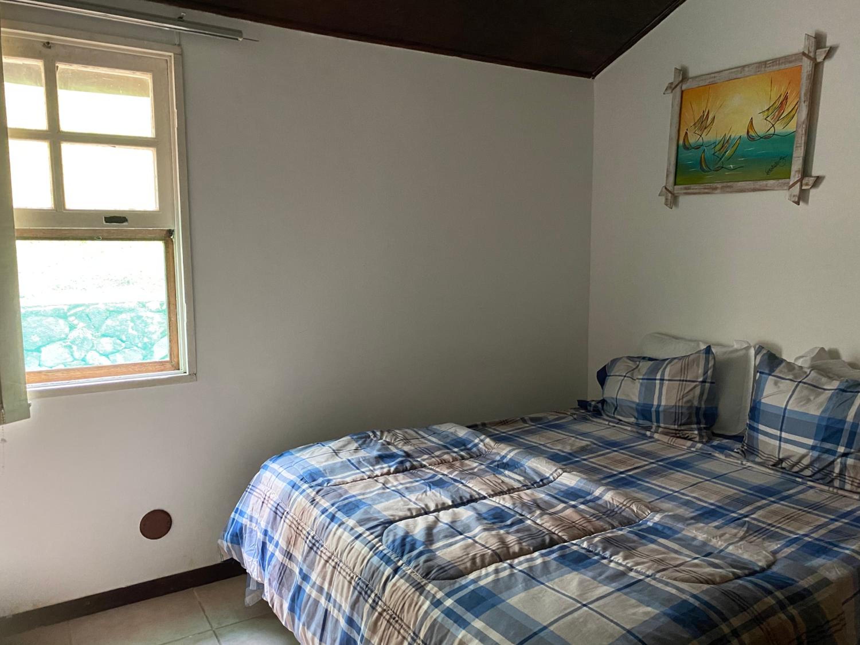 Queen Suite - Photo 28