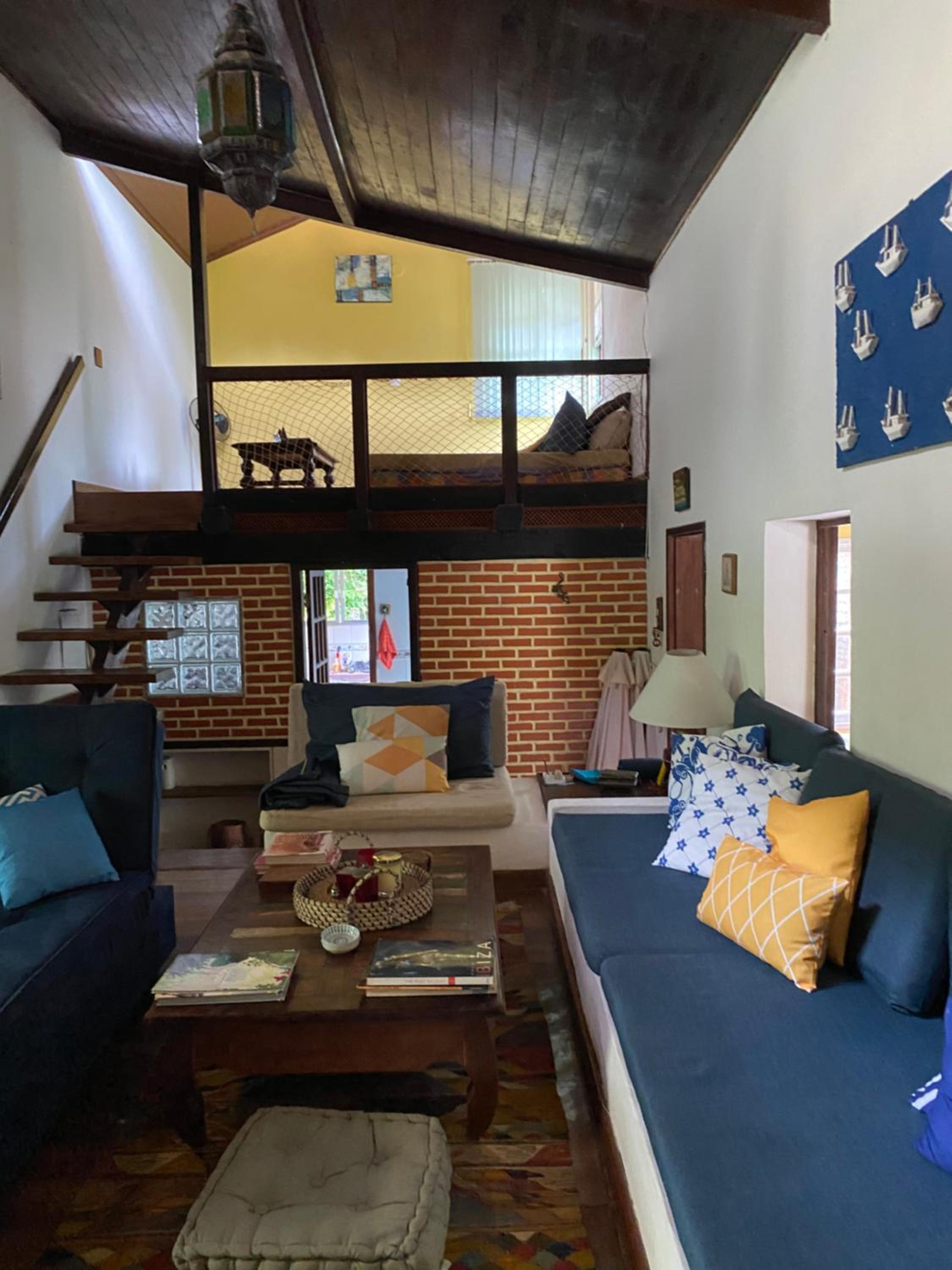 Deluxe Queen Suite - Photo 1