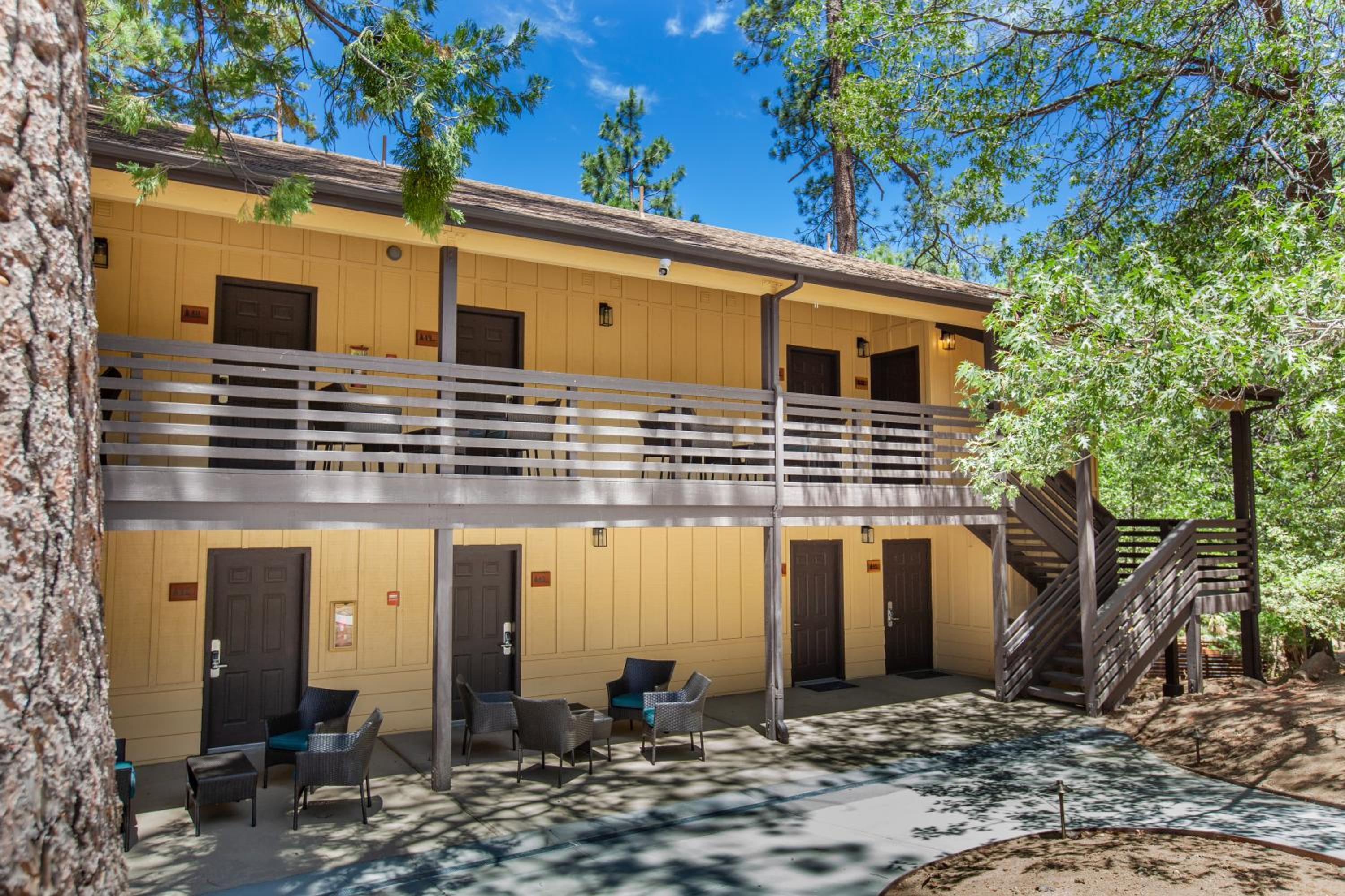 Tahquitz Pines Retreat, Photo 4