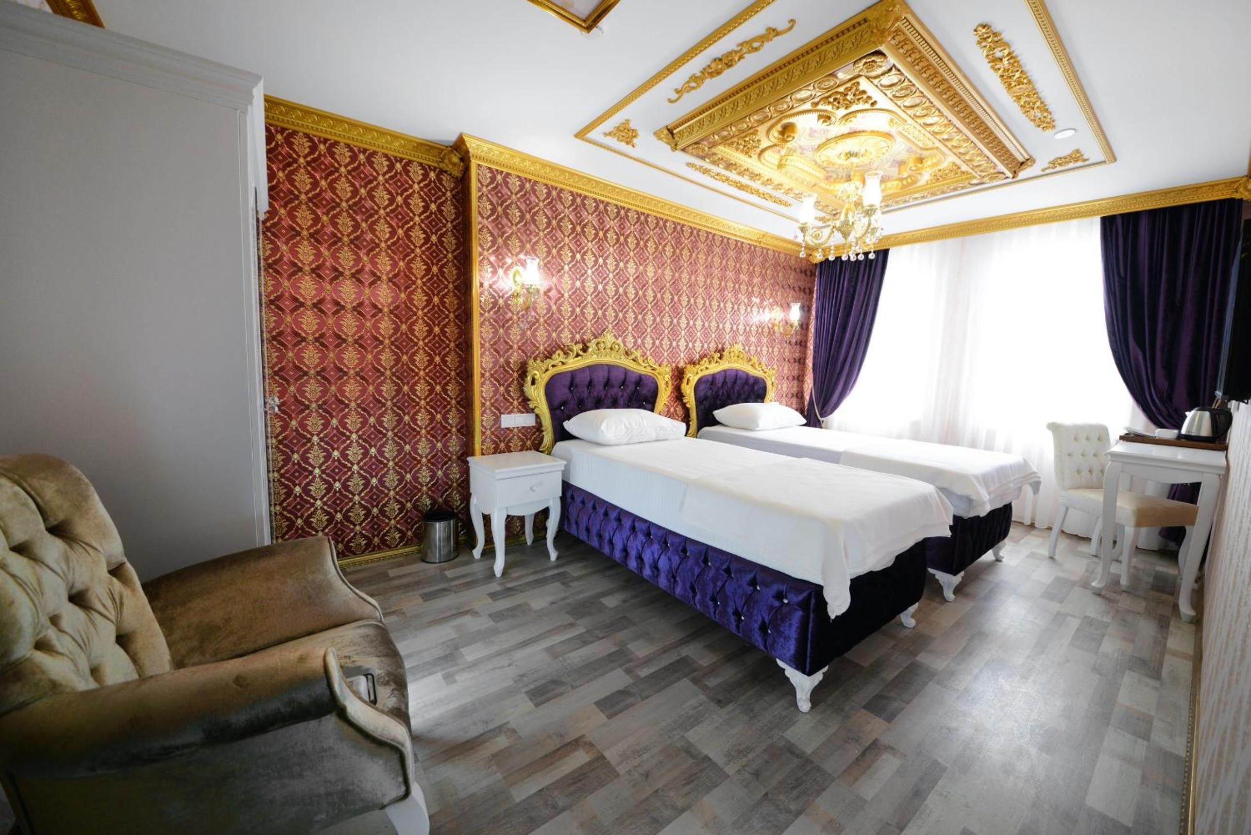 Deluxe Triple Room photo 1
