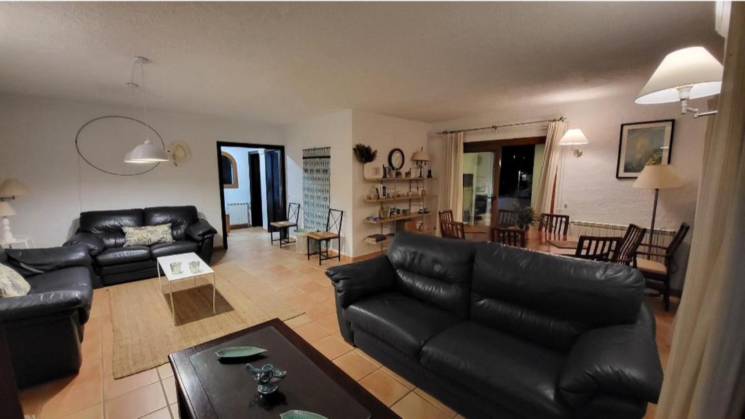 Casa de cuatro habitaciones