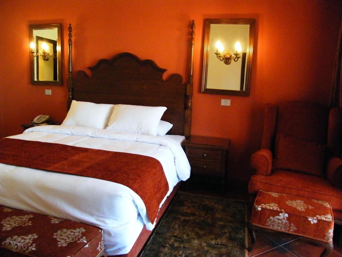 Executive Suite photo 2