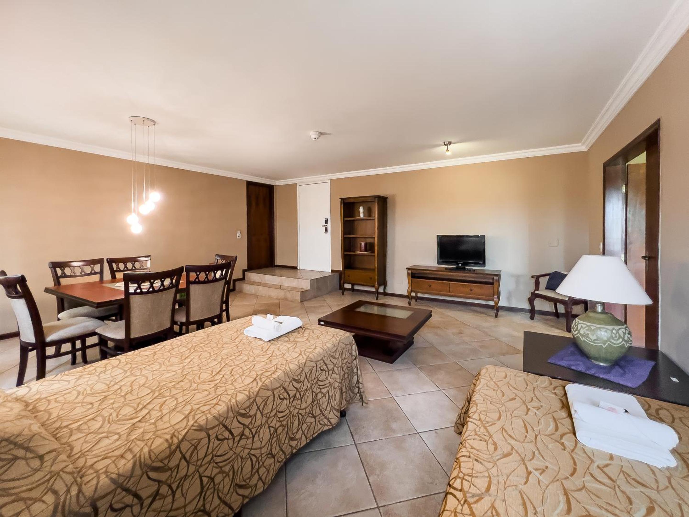 Presidential Suite - Photo 5