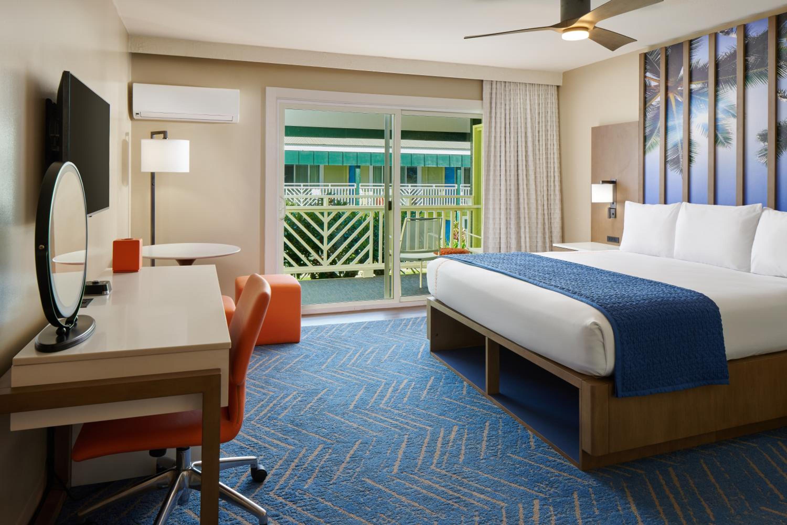 Pool View Room (Newly Renovated) - Photo 1
