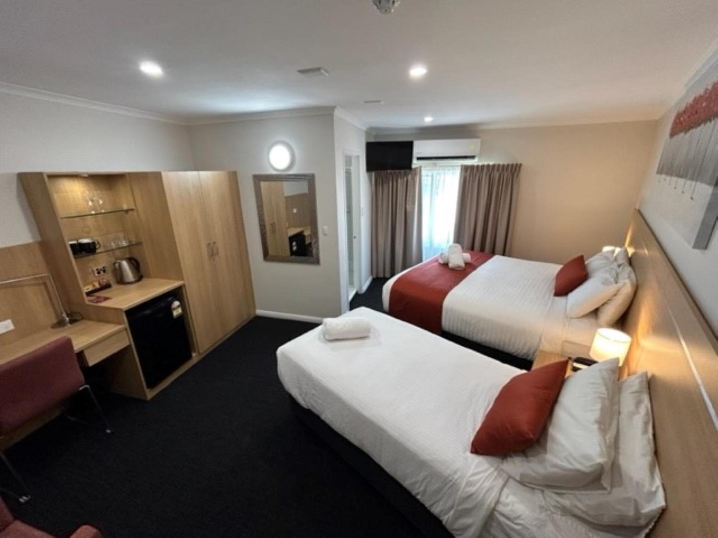 Superior Twin Room - Photo 2