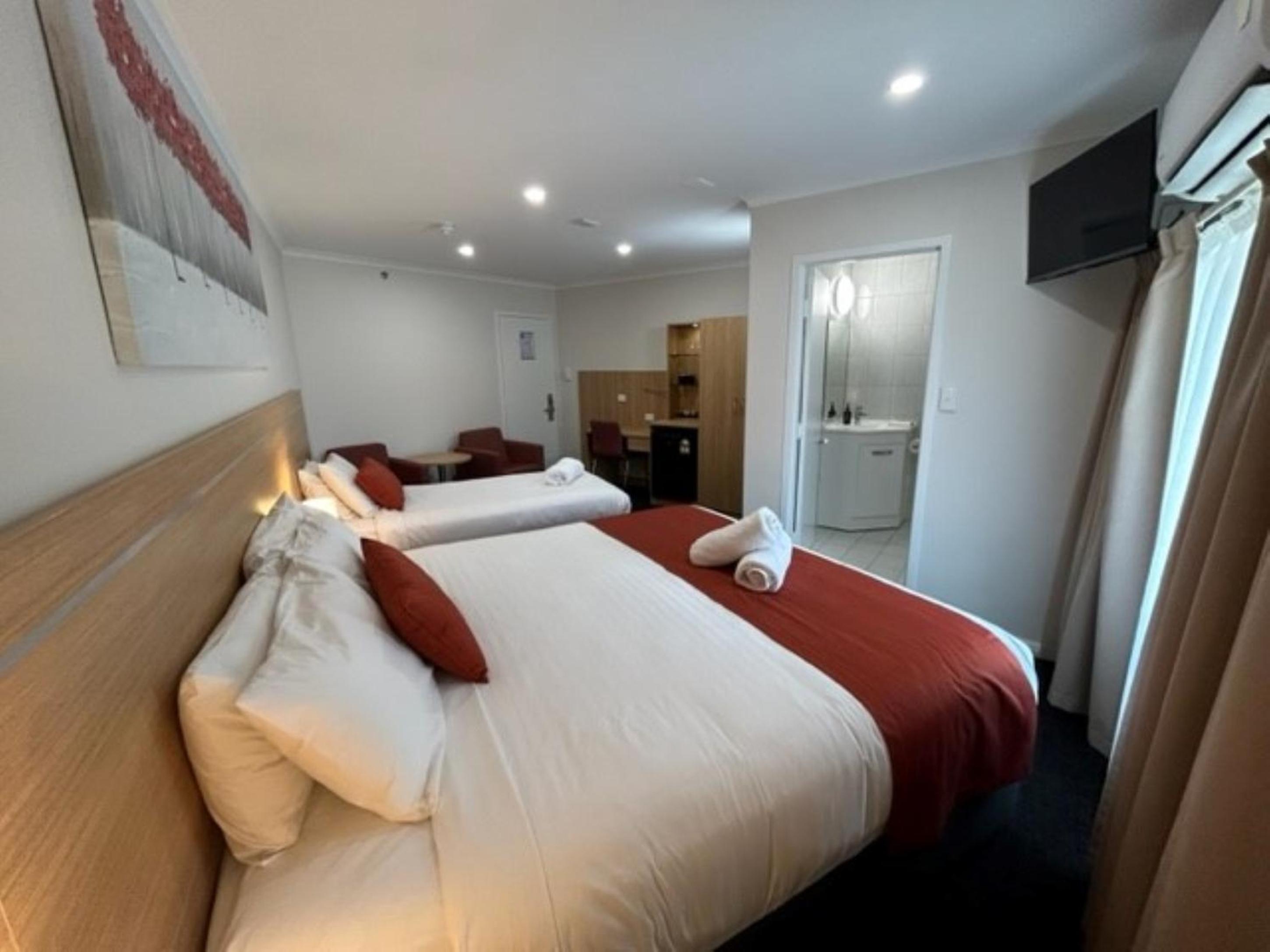 Superior Twin Room - Photo 3