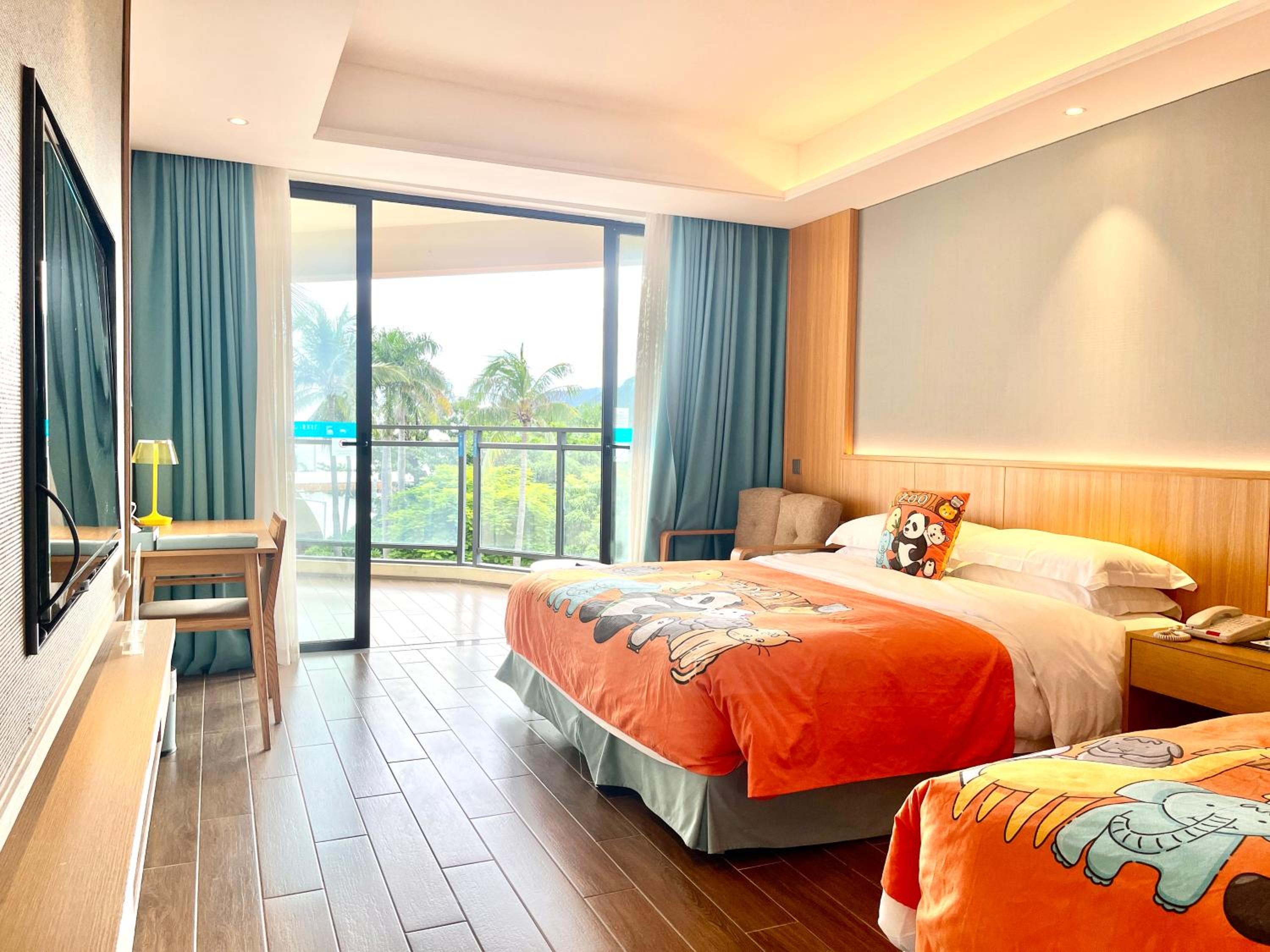 Deluxe Triple Room photo 2