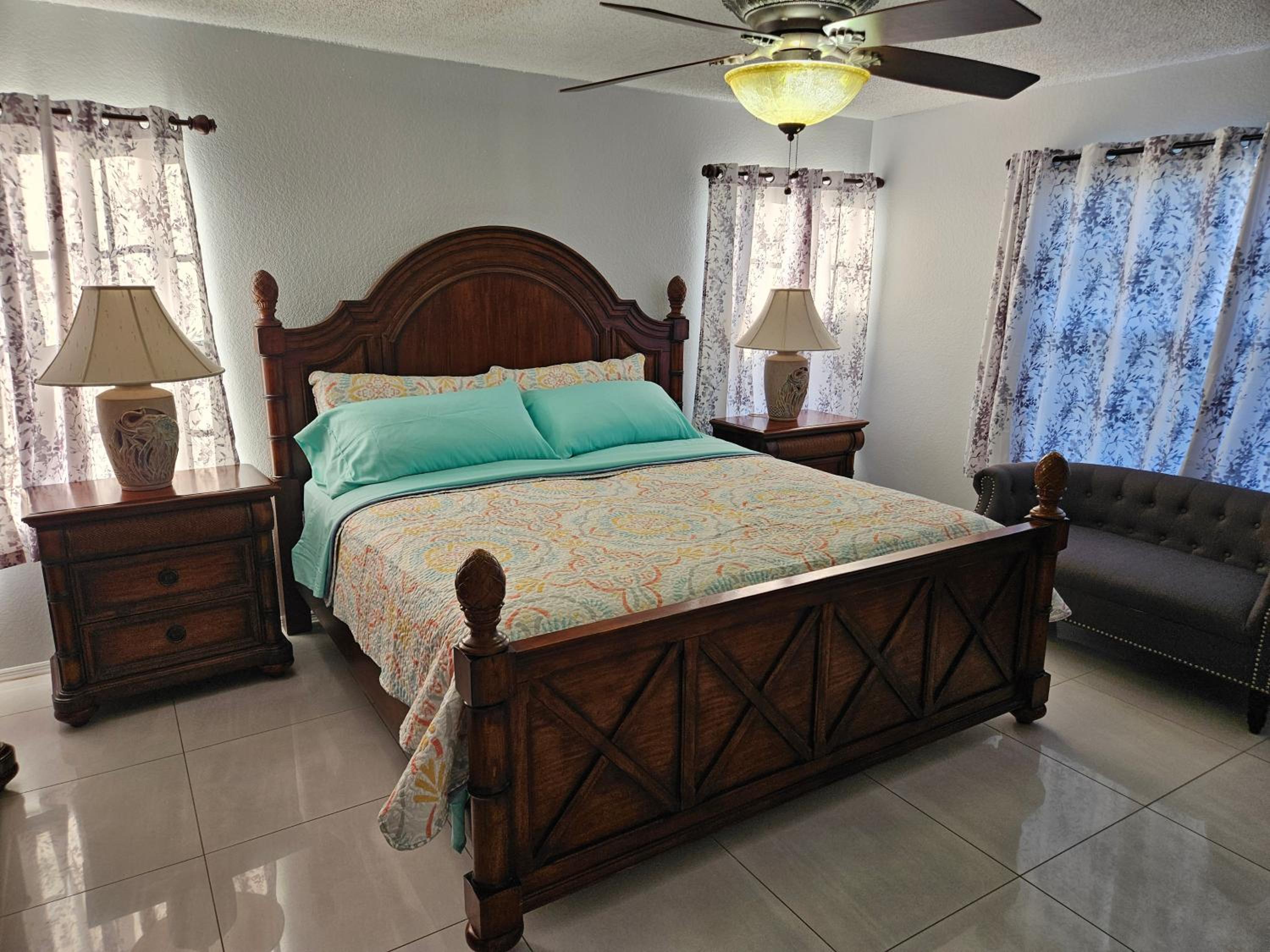 Three-Bedroom House photo 1
