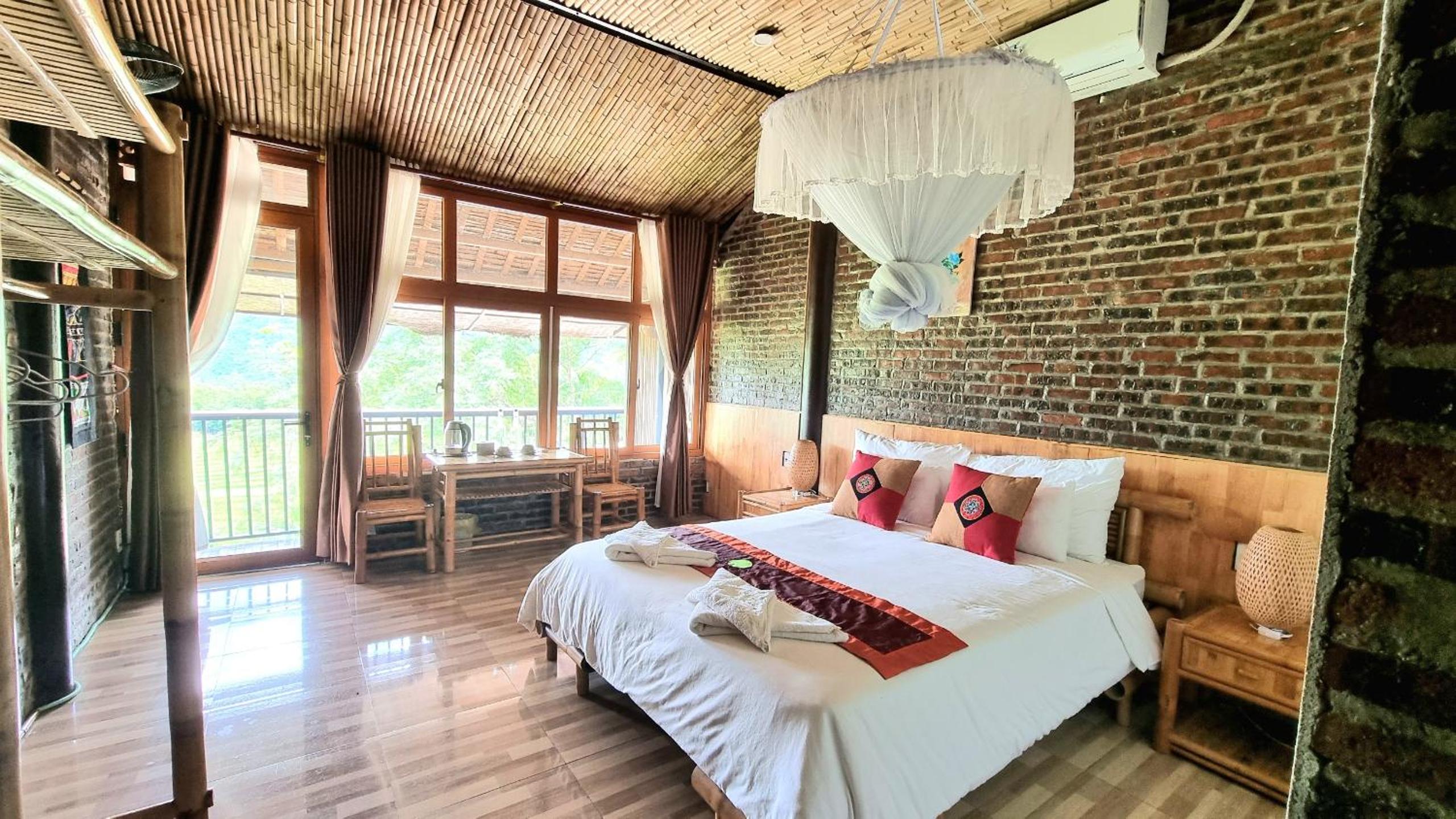 Twin Room with Mountain View photo 3