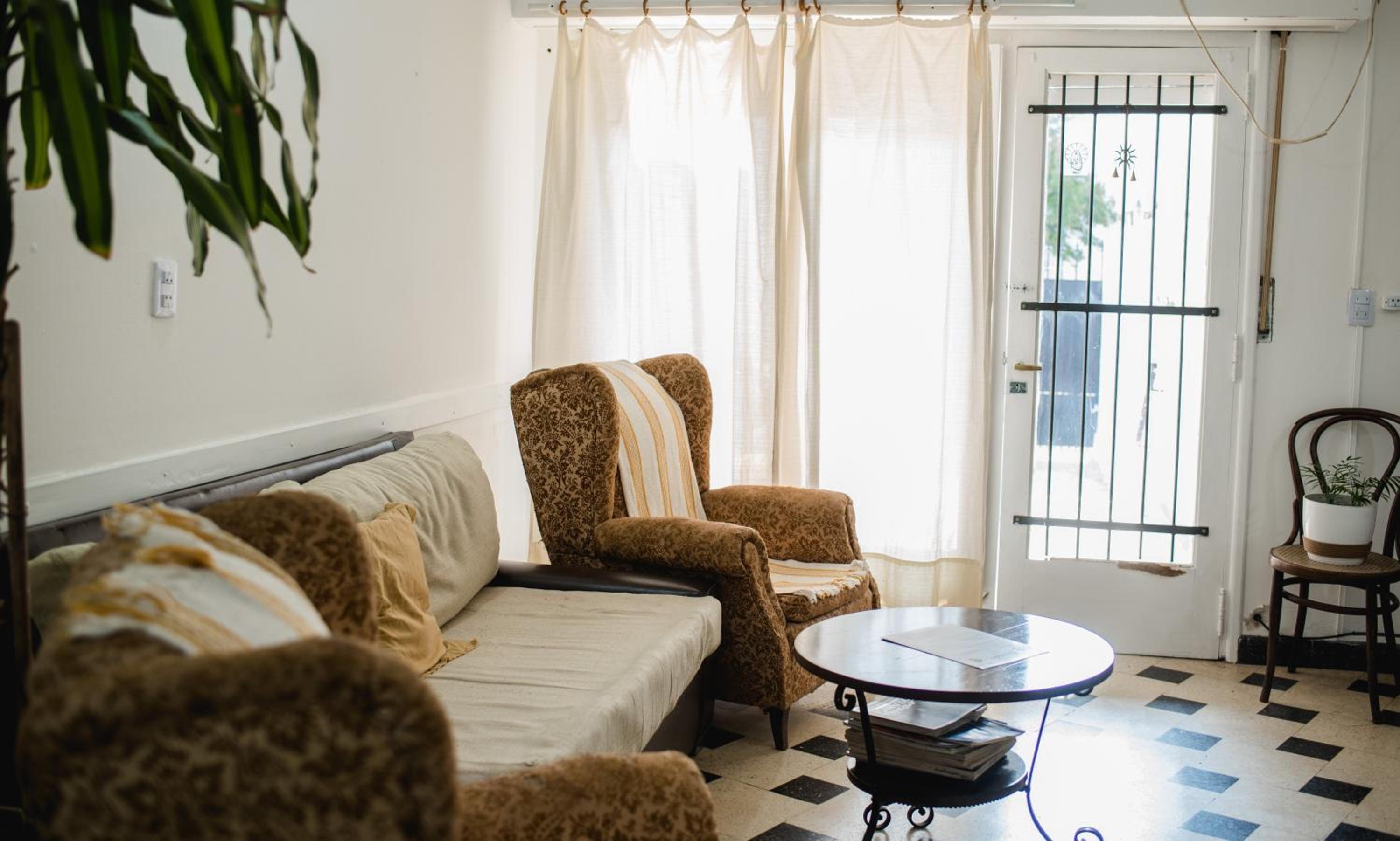 One-Bedroom House photo 1