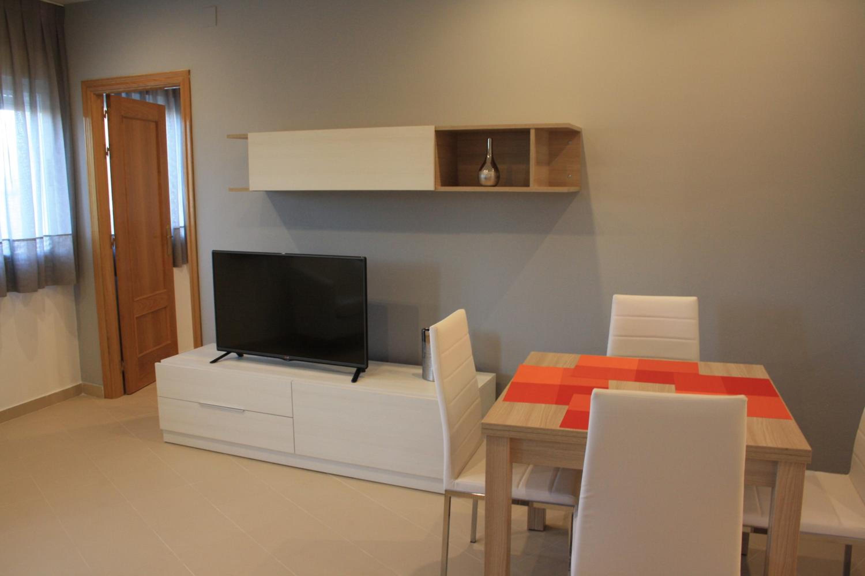 Two-Bedroom Apartment - Photo 21