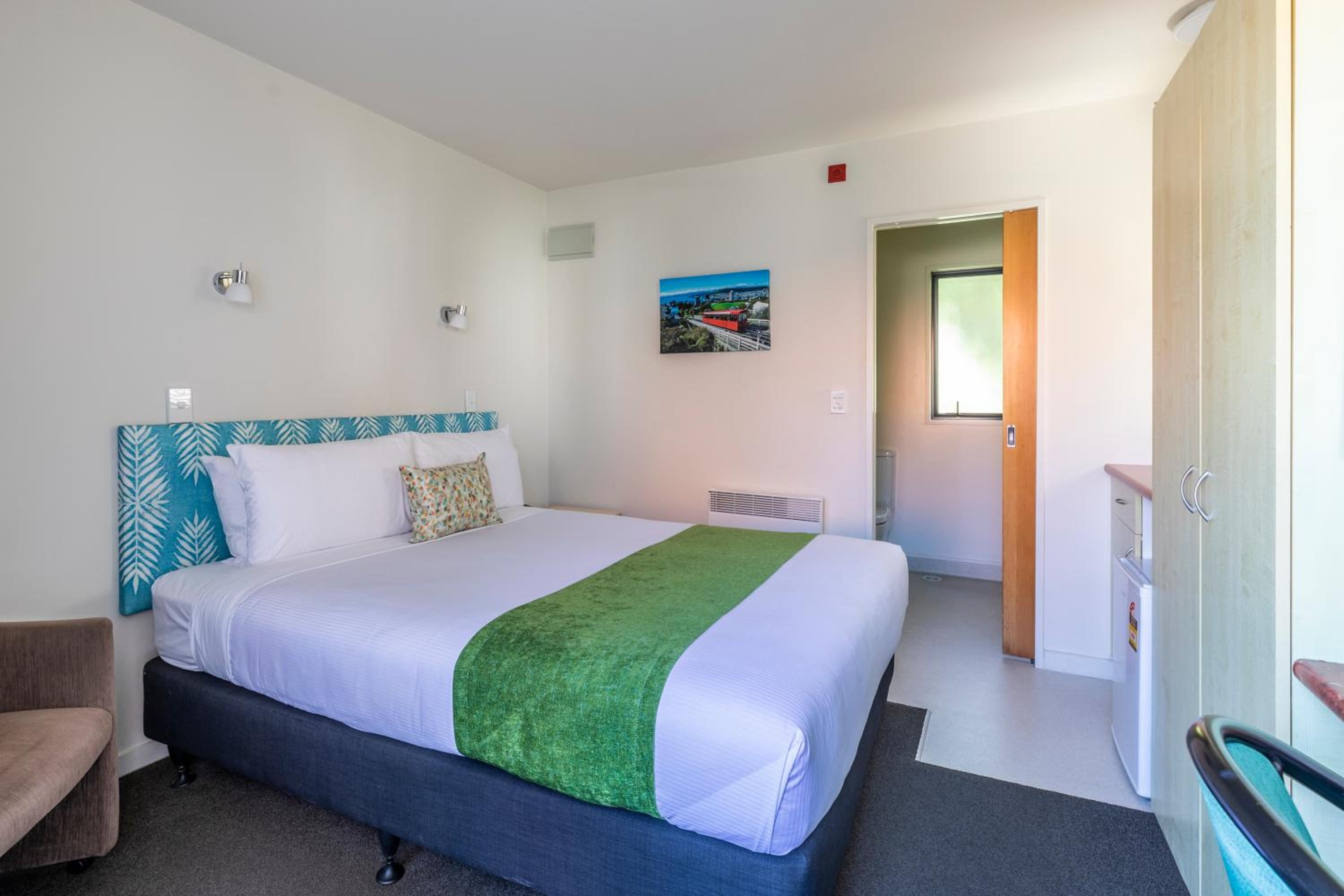 Available room