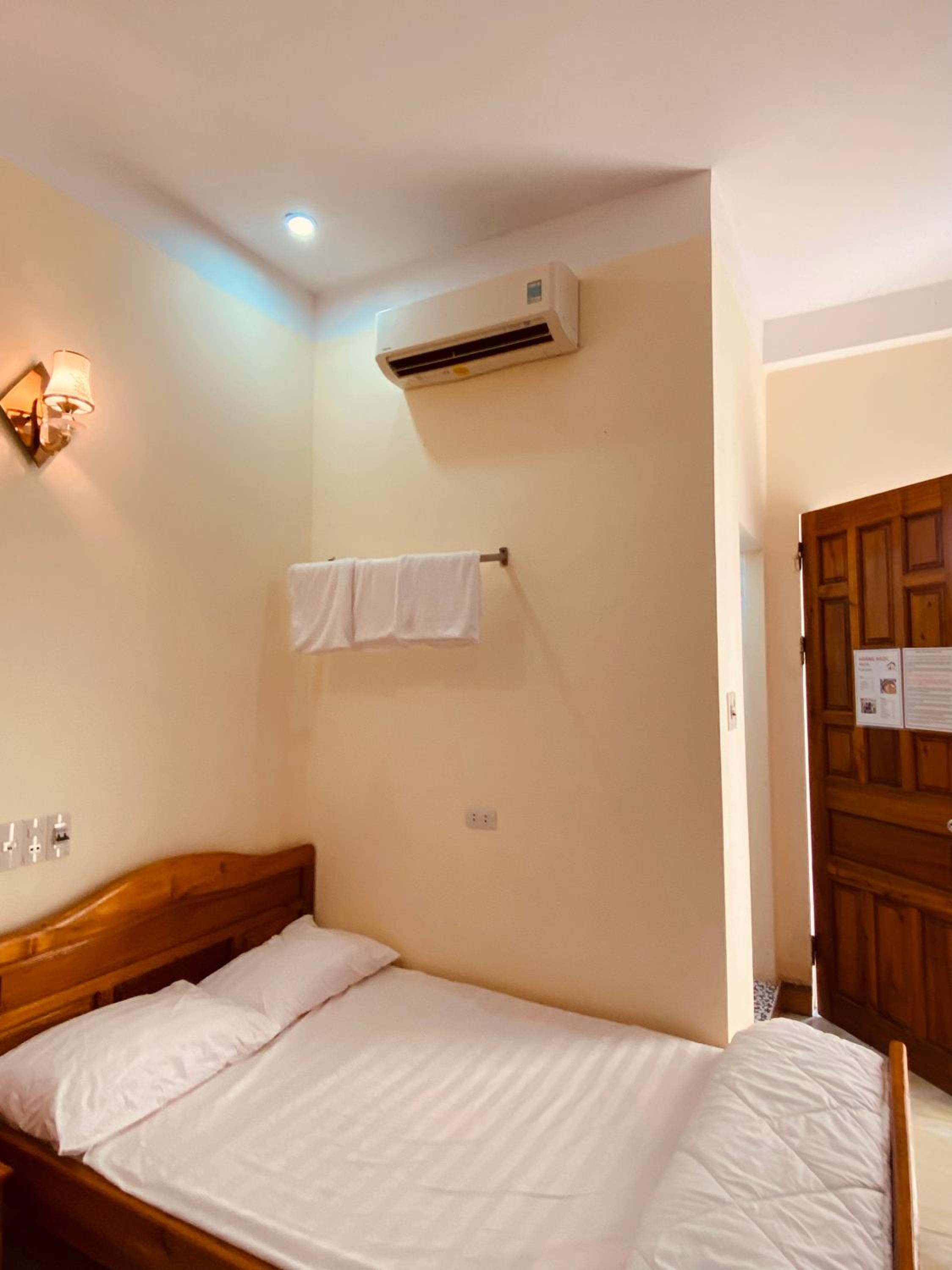 Double Room - Photo 9