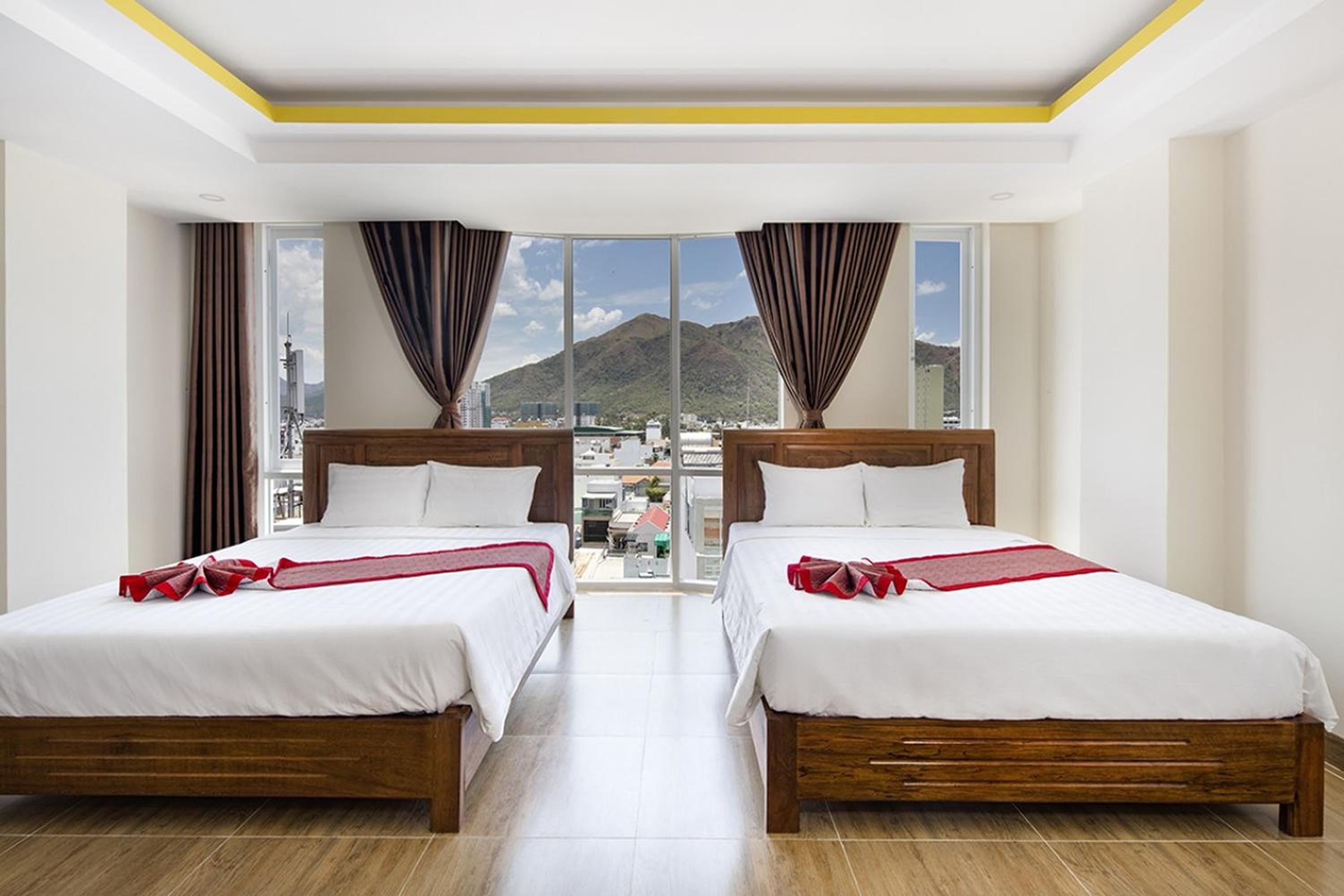 Deluxe Quadruple Room
