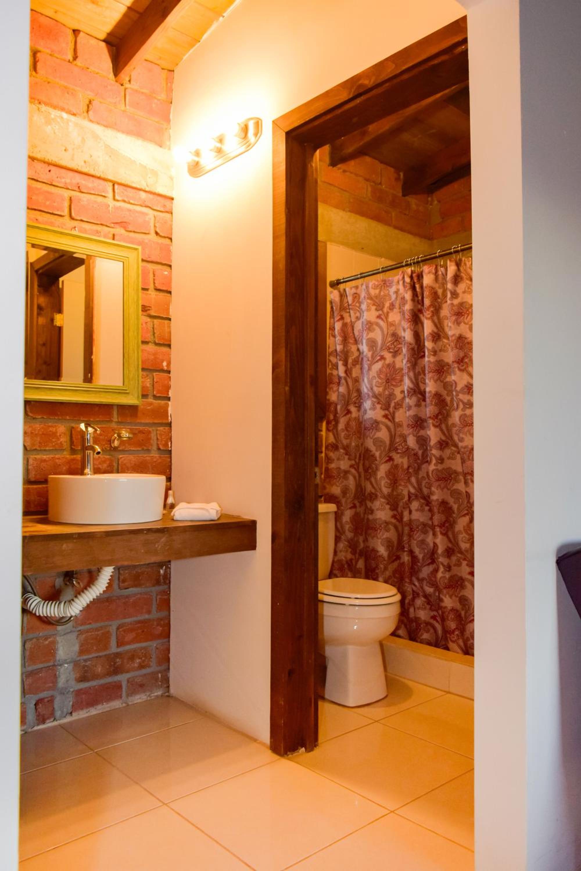 Deluxe Queen Room photo 3